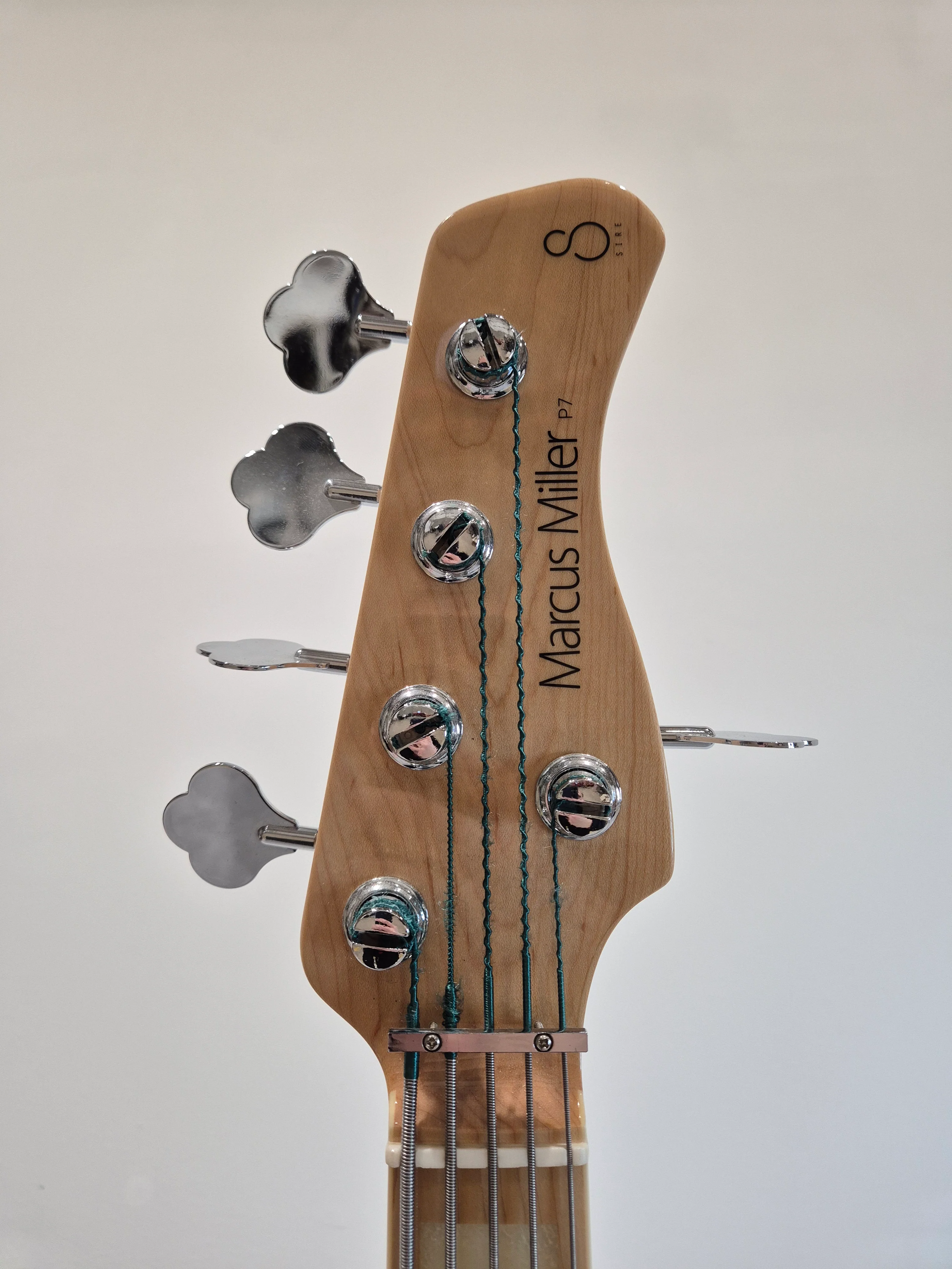 Sire Marcus Miller P7 - 5 String Bass Guitar w/ Hard Case - Image 5
