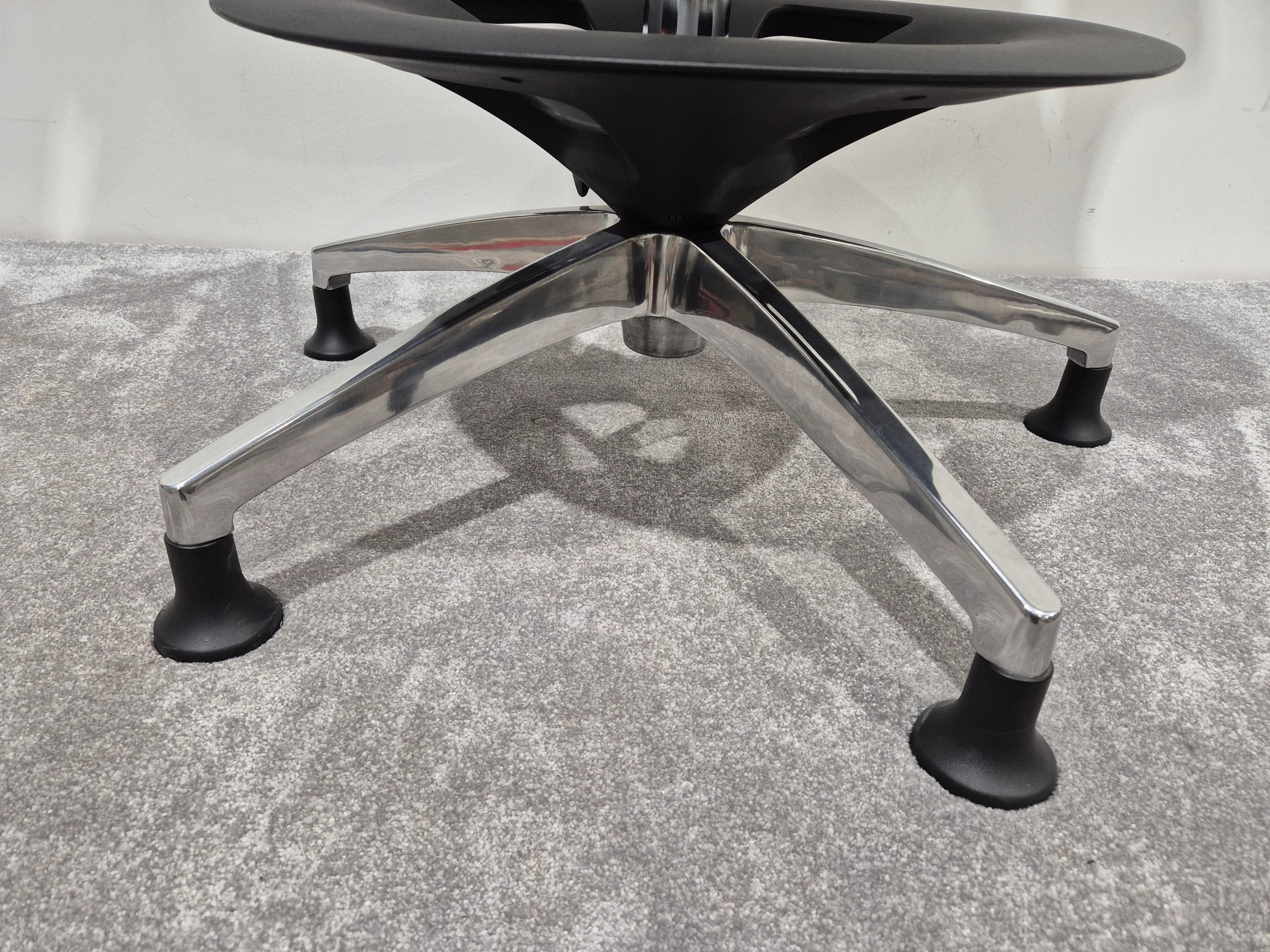 Skate Stools - Studio Broadcasting Chair - Red - Good w/ Manual - Image 7