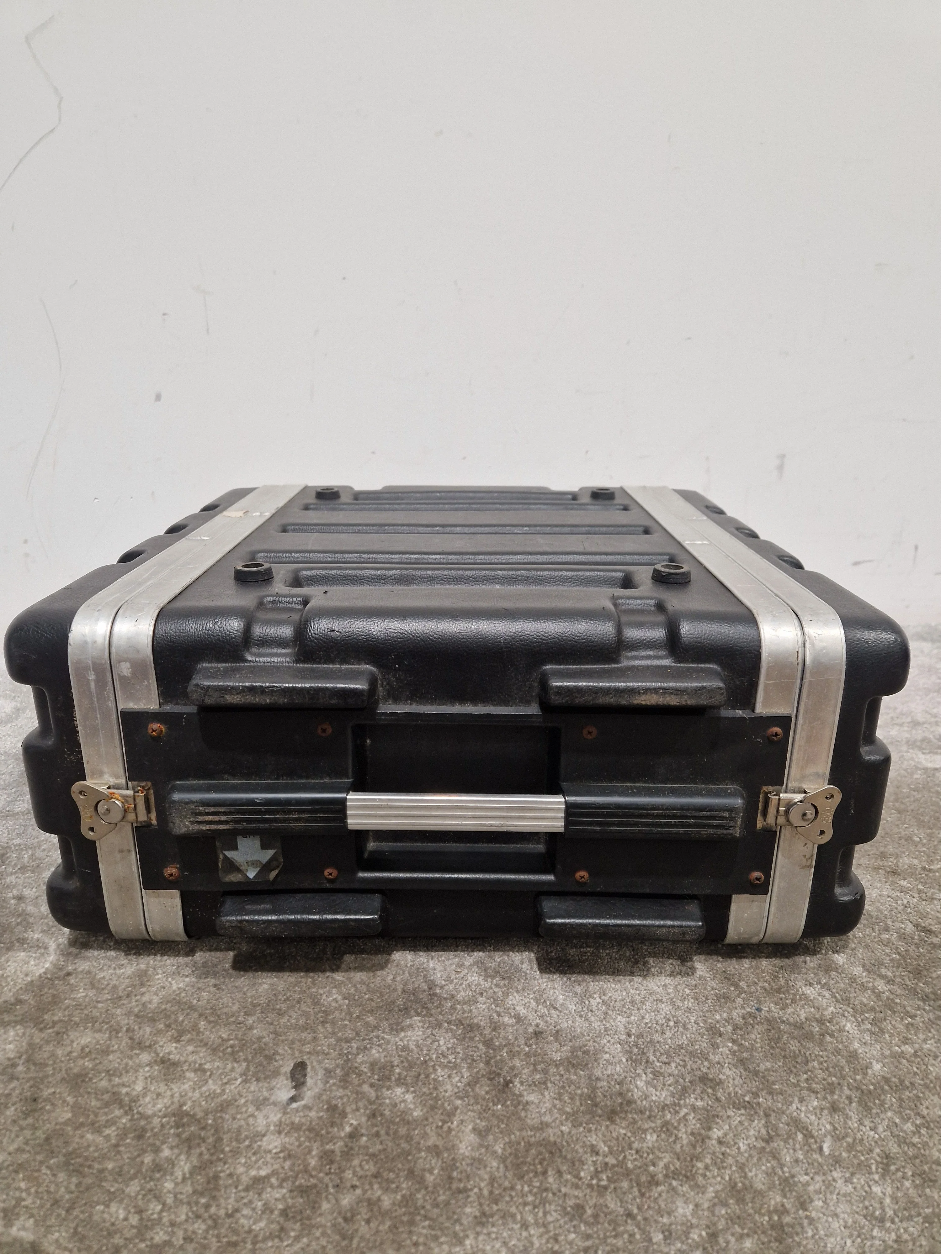 SKB Double Ended Rack Case 39x47x20  - Flight Case - Black - Good - Image 6