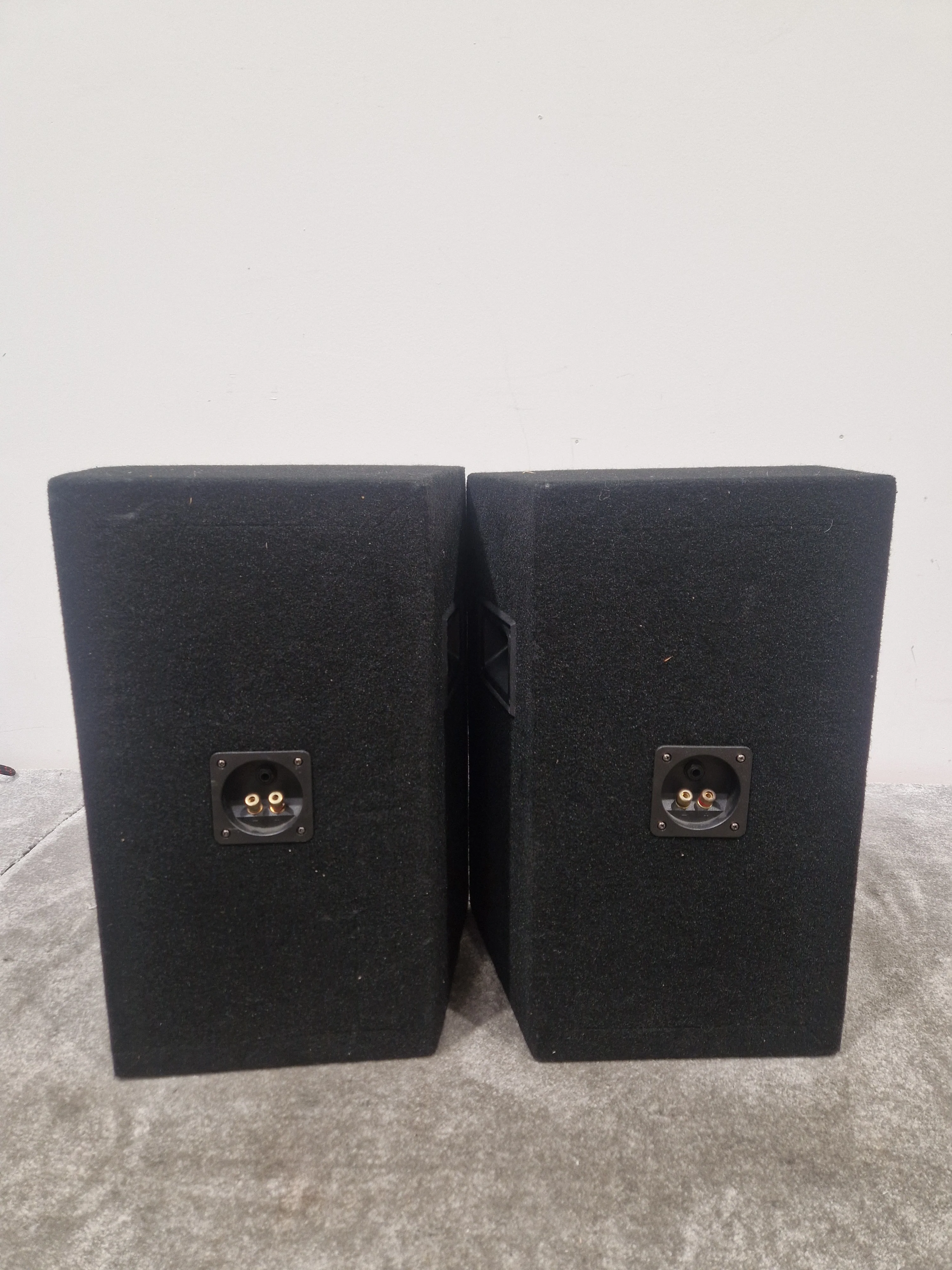 Skytec 200 Watt Speakers Pair - Passive Speakers, 2-Way System - Excellent - Image 6