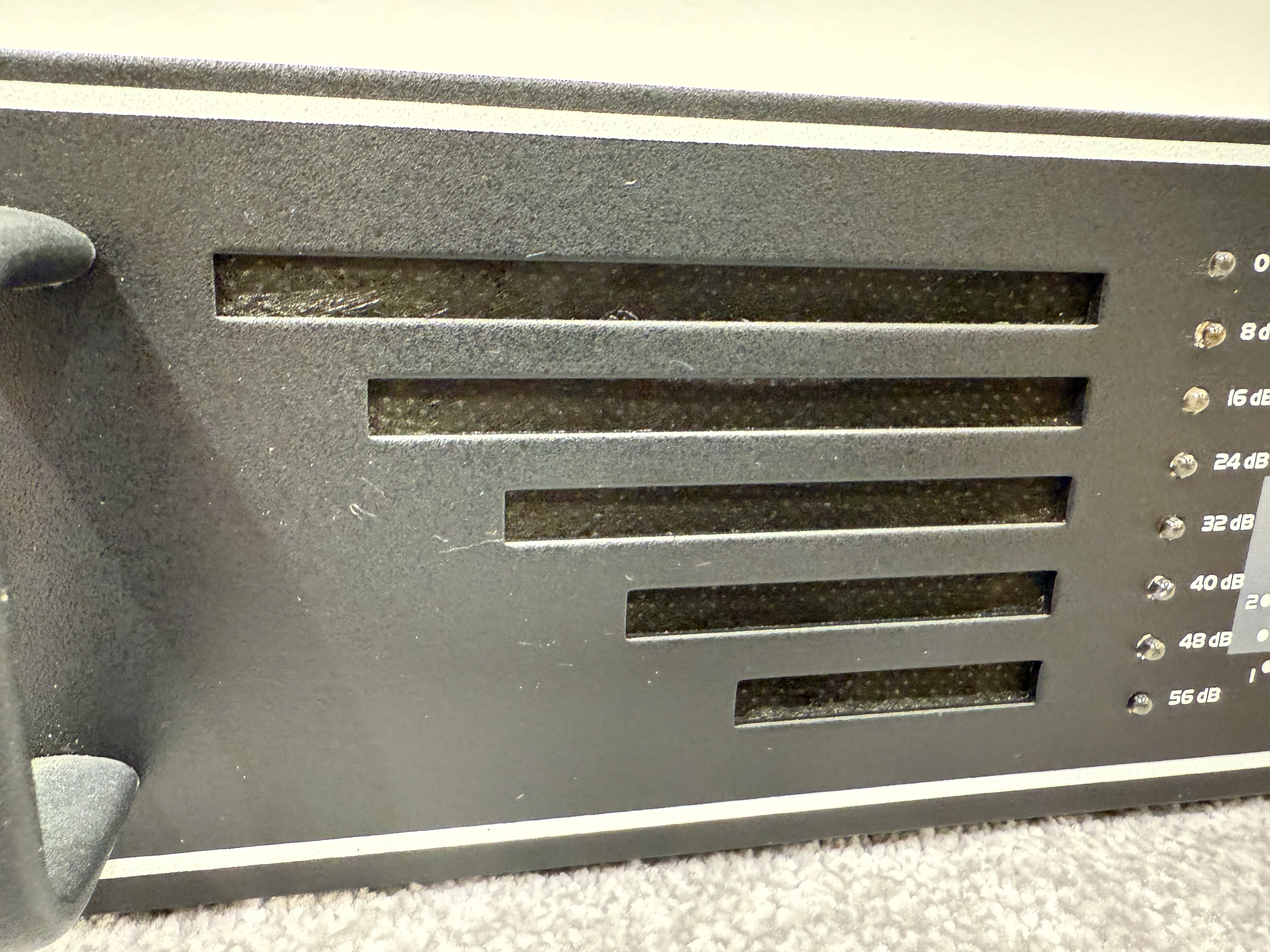 Skytec Pro-480 Stereo Power Rack Mounted Amplifier - Black - Image 8