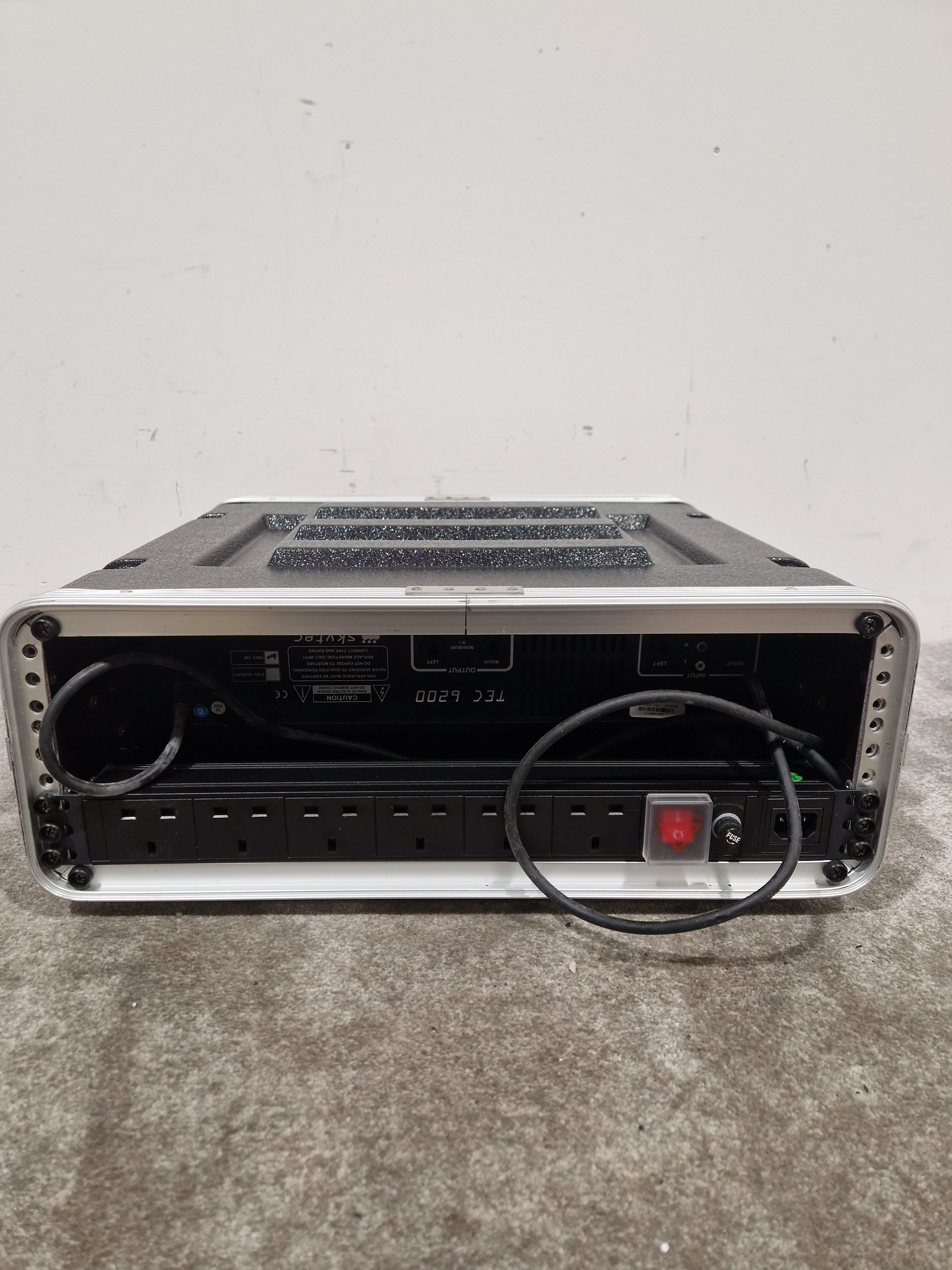 Skytec TEC 6200 - Power Amplifier - 2 x 100W - Black - Power Amplifiers - Spares or Repair - Image 4