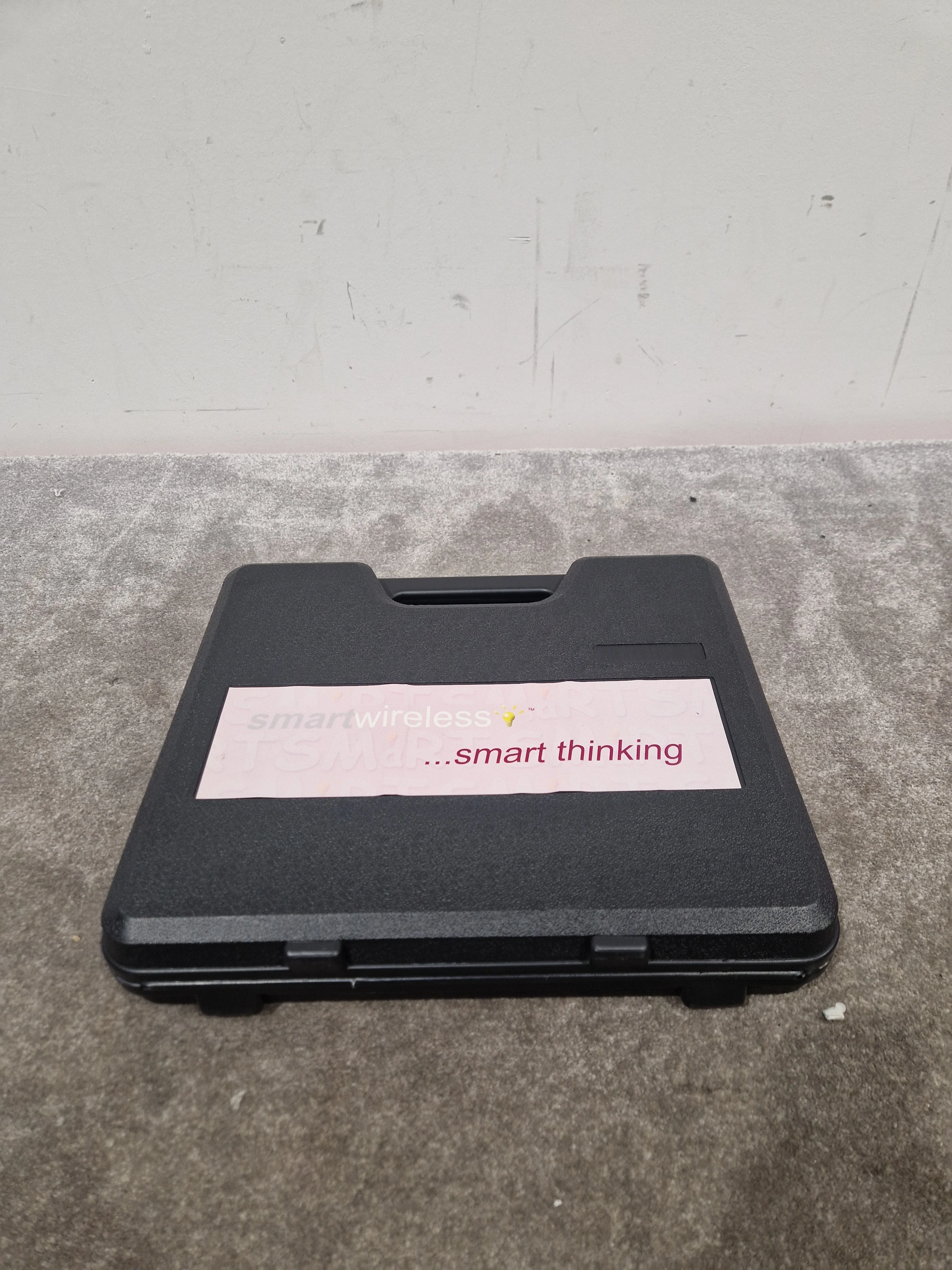 Smartwireless Plastic Flight Case Protective Case - Lightweight Design, Durable Construction - Excellent - Image 2