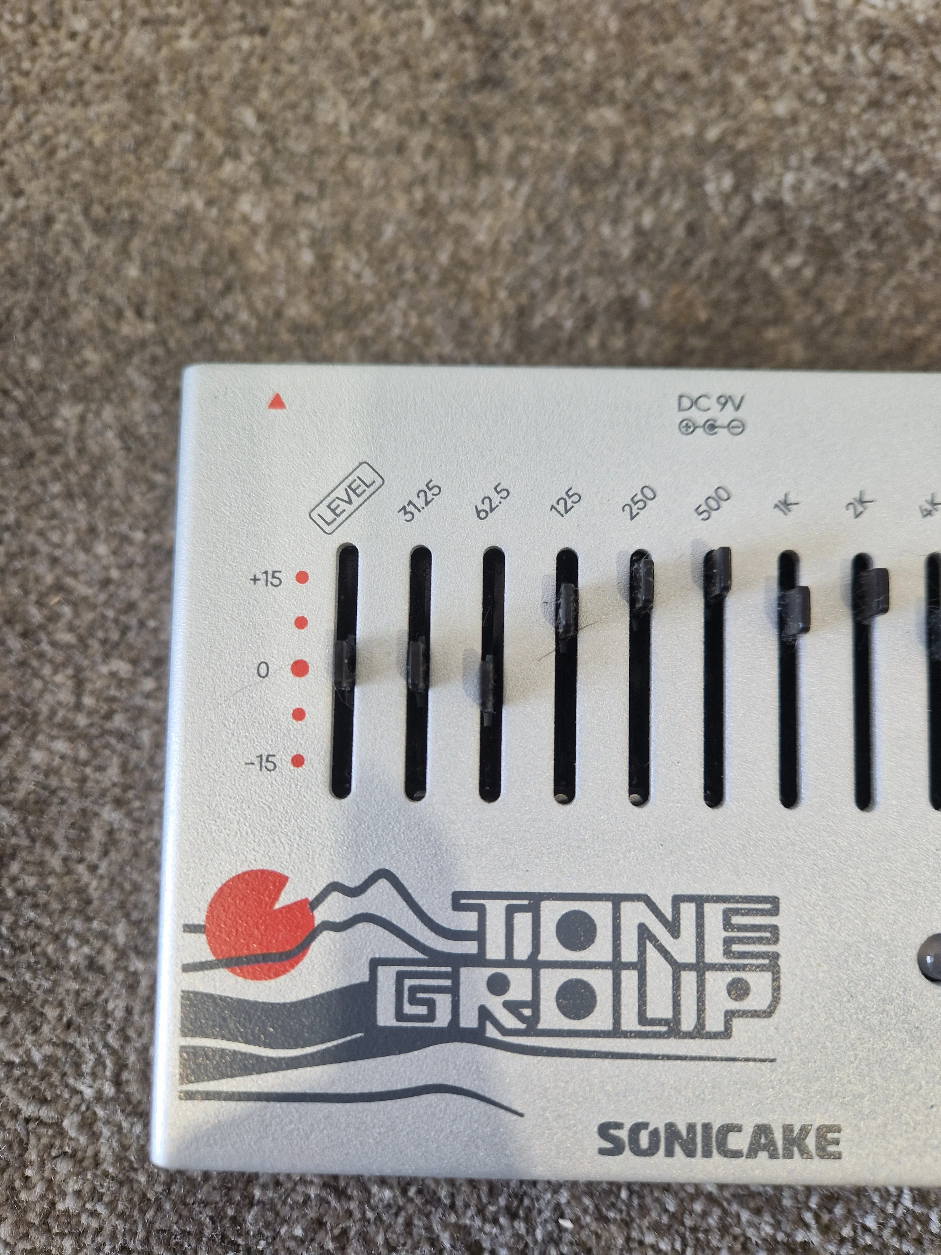 Sonicake Tone Grolip - Multi-Effects Pedal, Compact Design - Excellent - Image 2