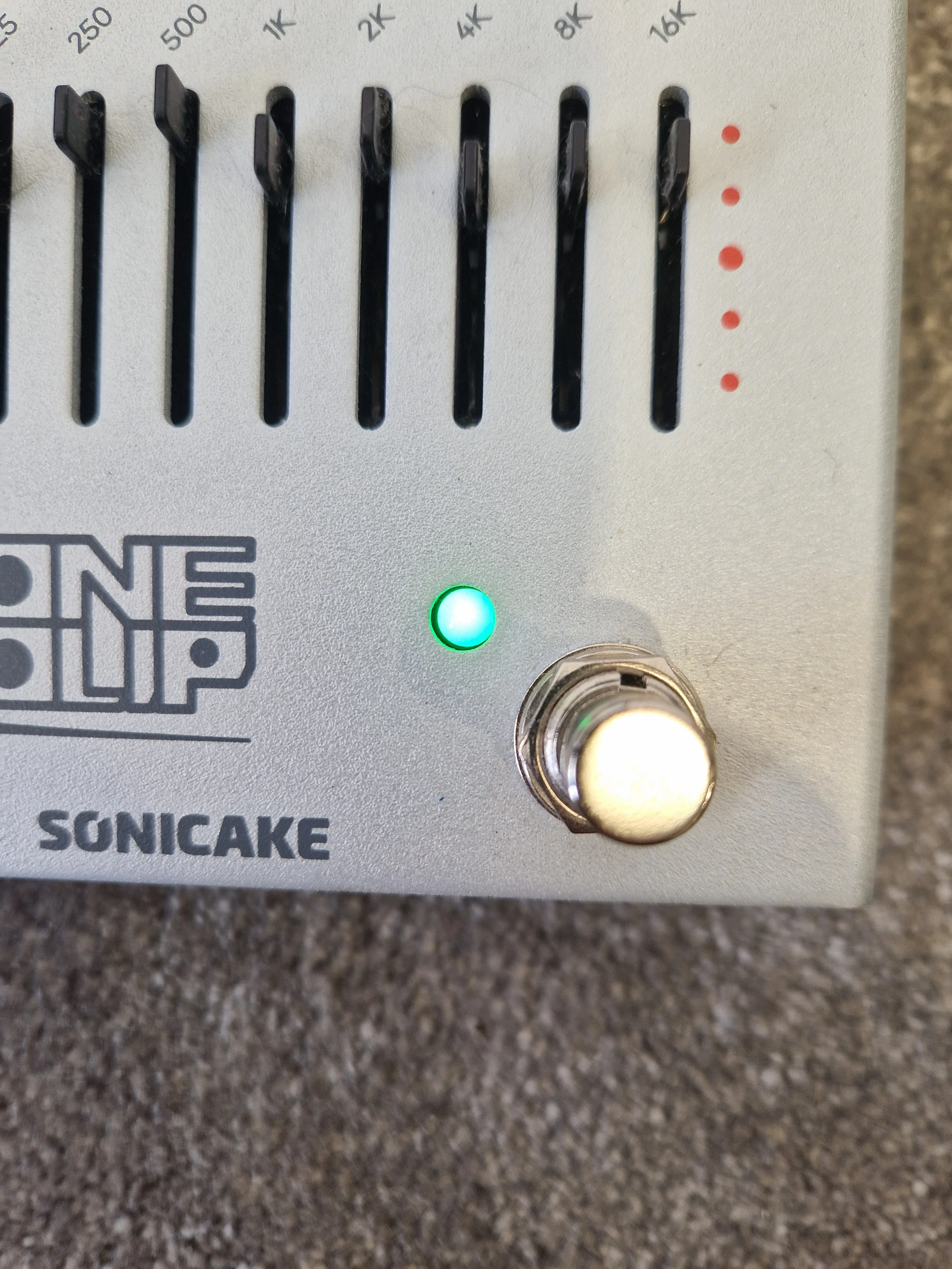 Sonicake Tone Grolip - Multi-Effects Pedal, Compact Design - Excellent - Image 8