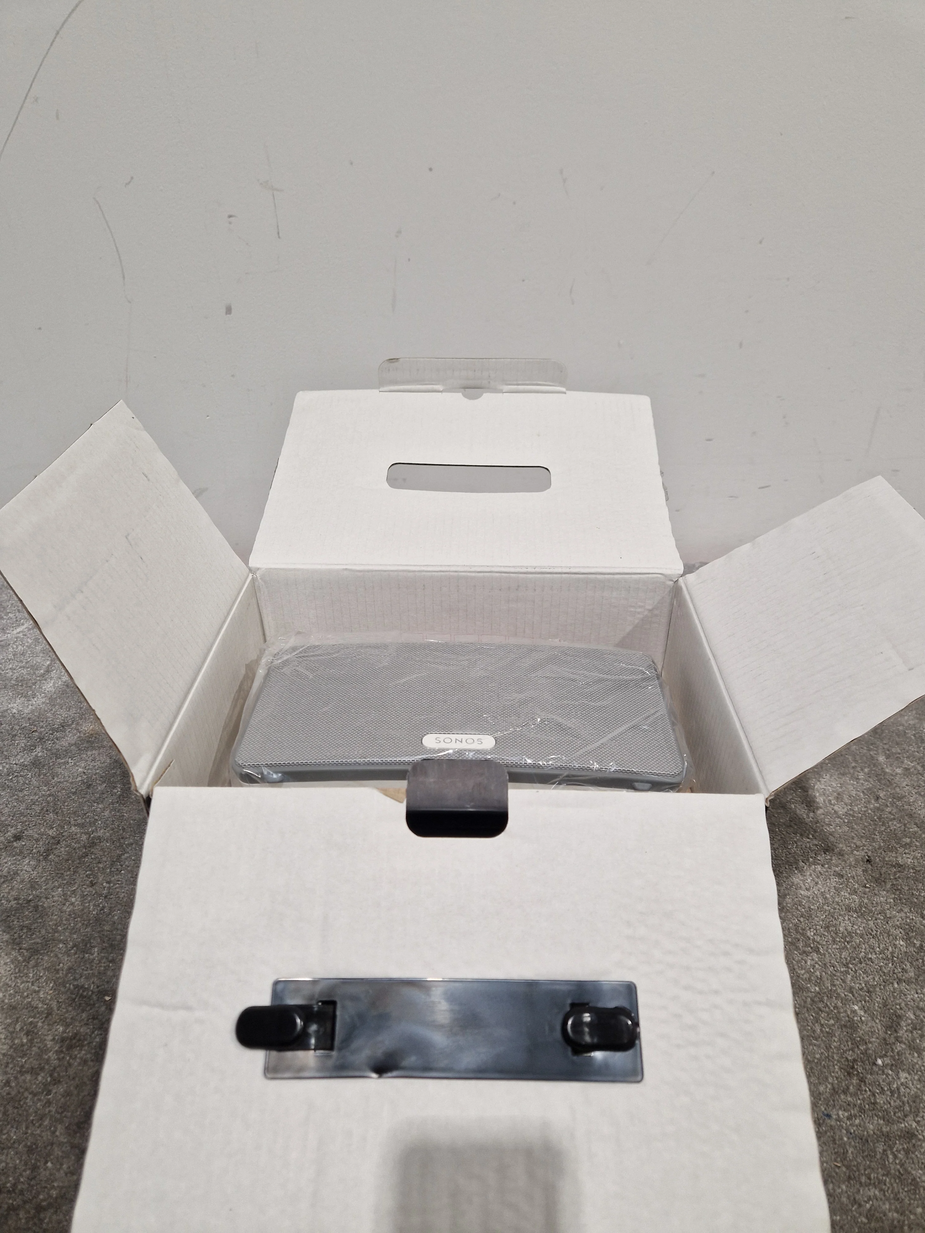 Sonos Play:3 White Speaker - Immersive Sound - Open Box w/ Original Box - Image 5