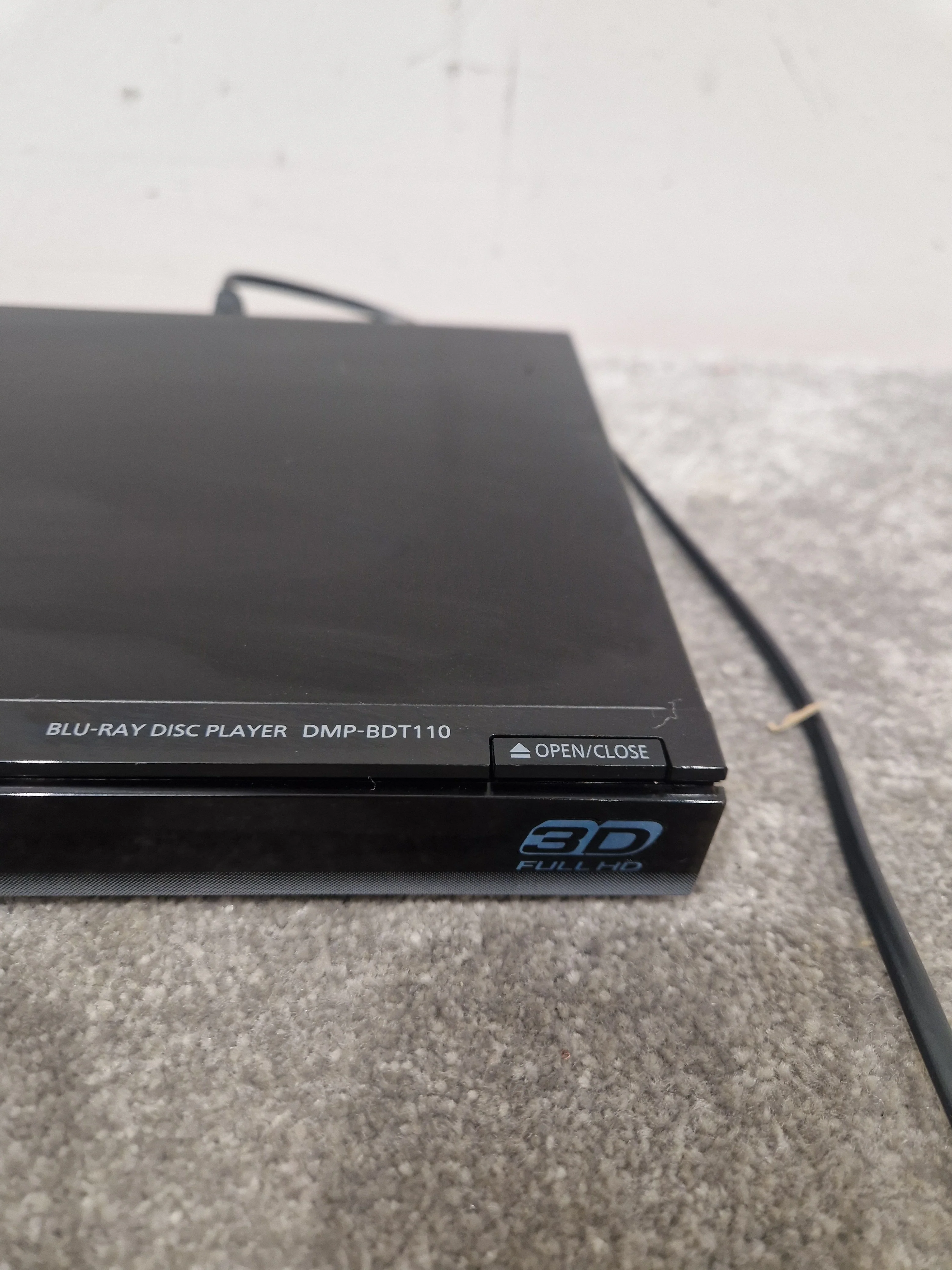 Panasonic Dmp-Bdt110 Blu-ray Player - 3D Playback - Excellent w/ Power Cable & Remote - Image 2