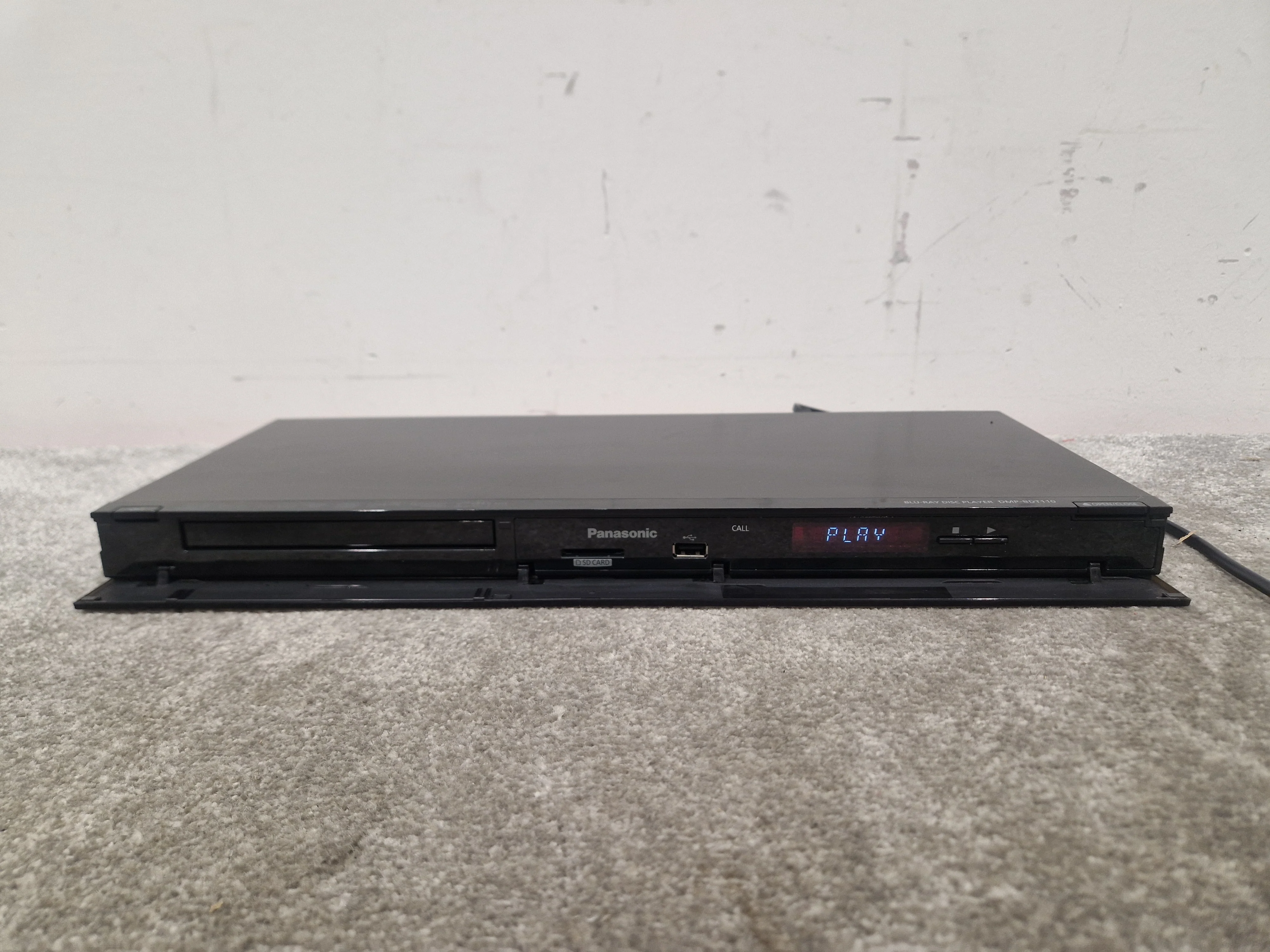 Panasonic Dmp-Bdt110 Blu-ray Player - 3D Playback - Excellent w/ Power Cable & Remote - Image 4