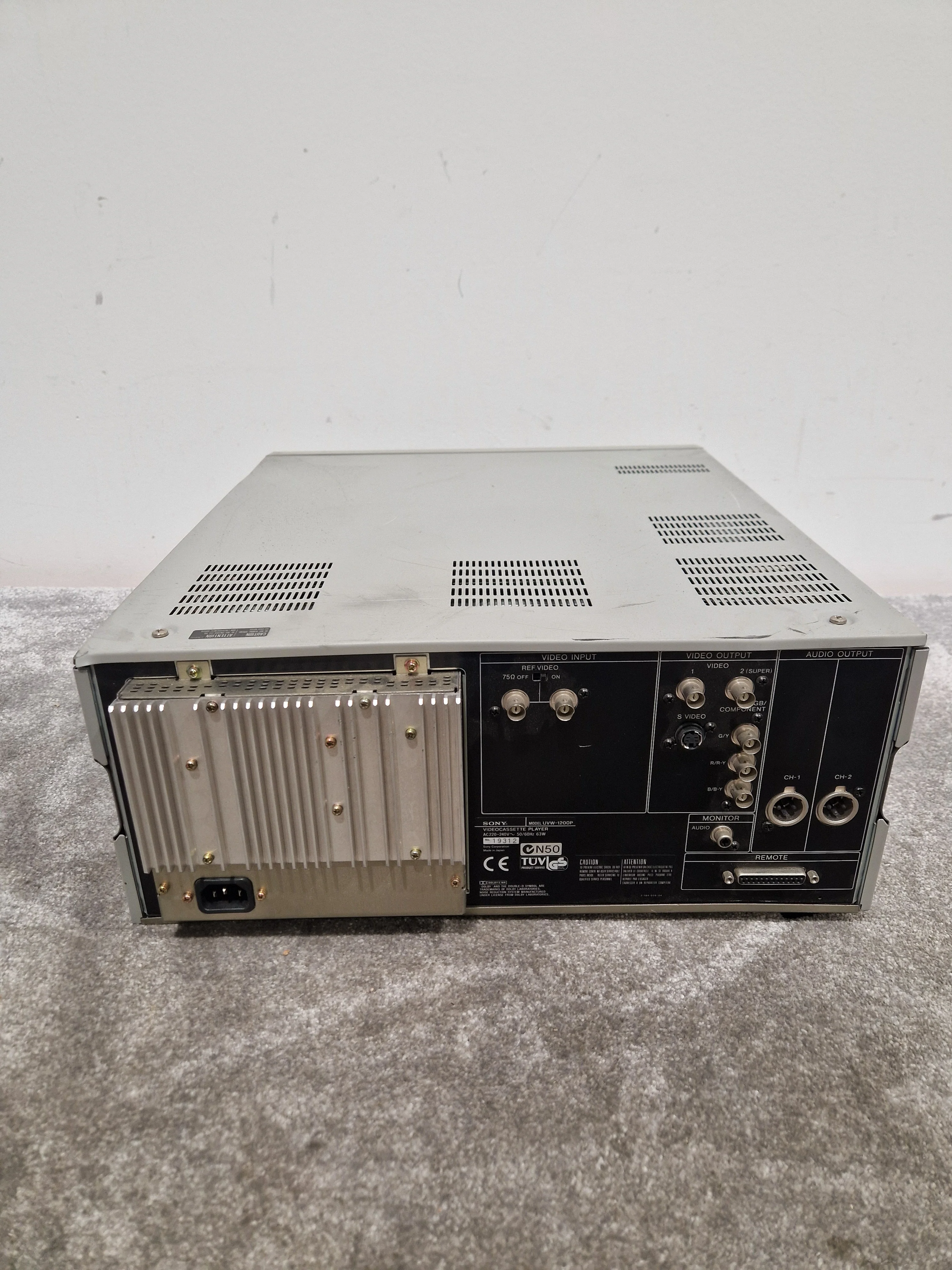 Sony Betacam SP Video Cassette Player - UVW-1200p RGB - Professional Video Deck, RGB Output - Good - Image 10