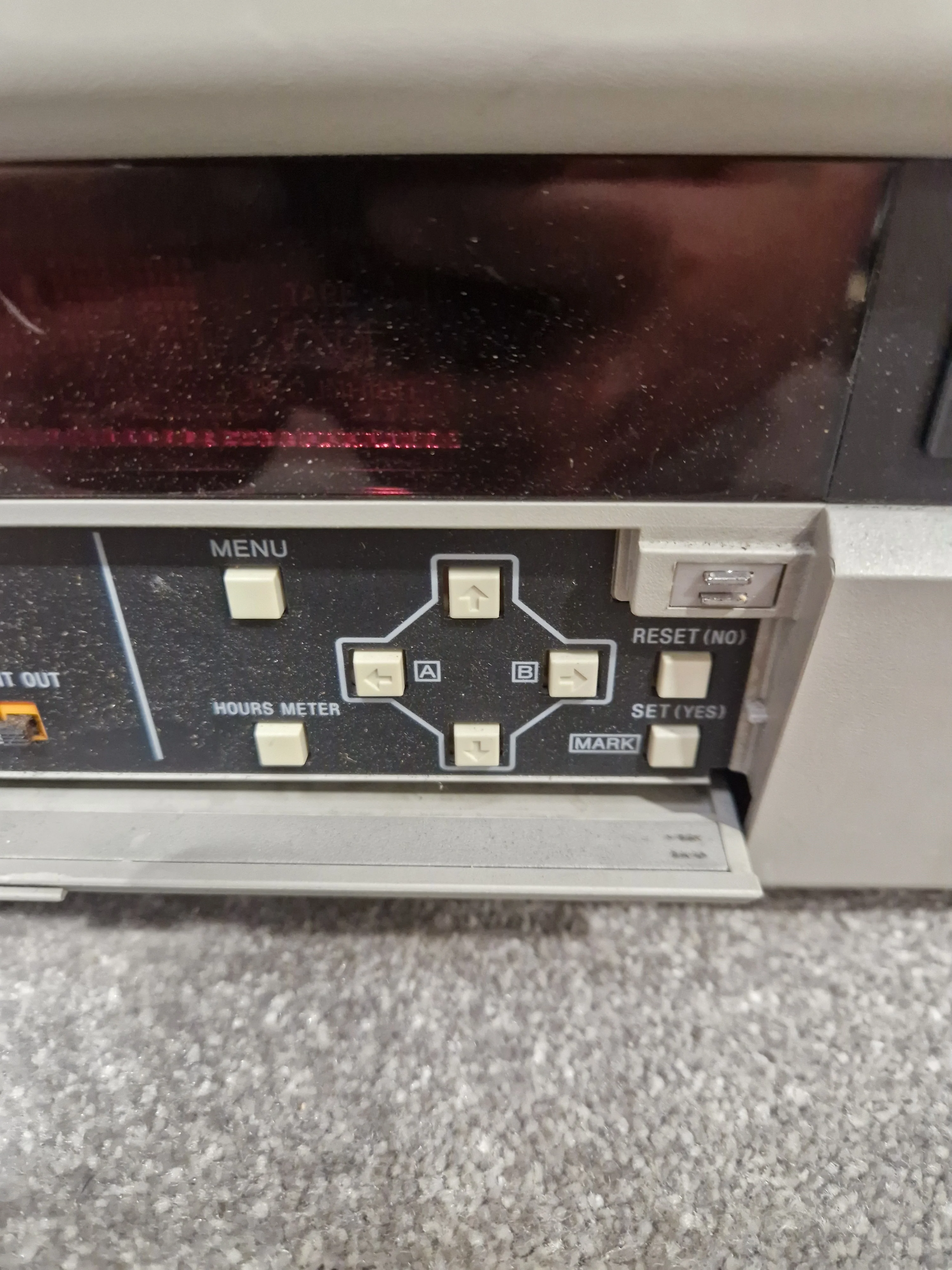 Sony Betacam SP Video Cassette Player - UVW-1200p RGB - Professional Video Deck, RGB Output - Good - Image 2