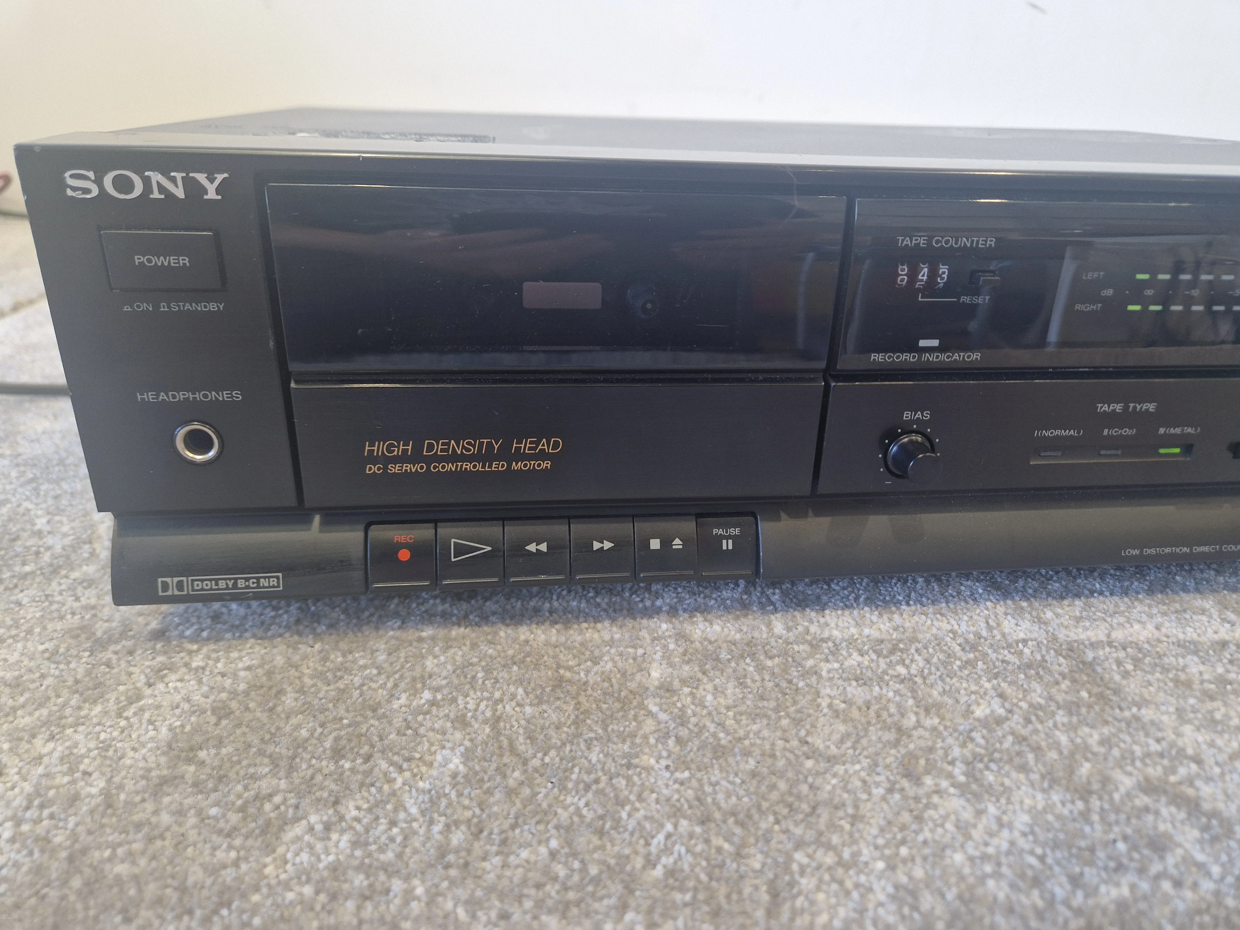 Sony TC-FX211 Cassette Deck - Classic Tape Player for Analog Audio Playback - Good - Image 2