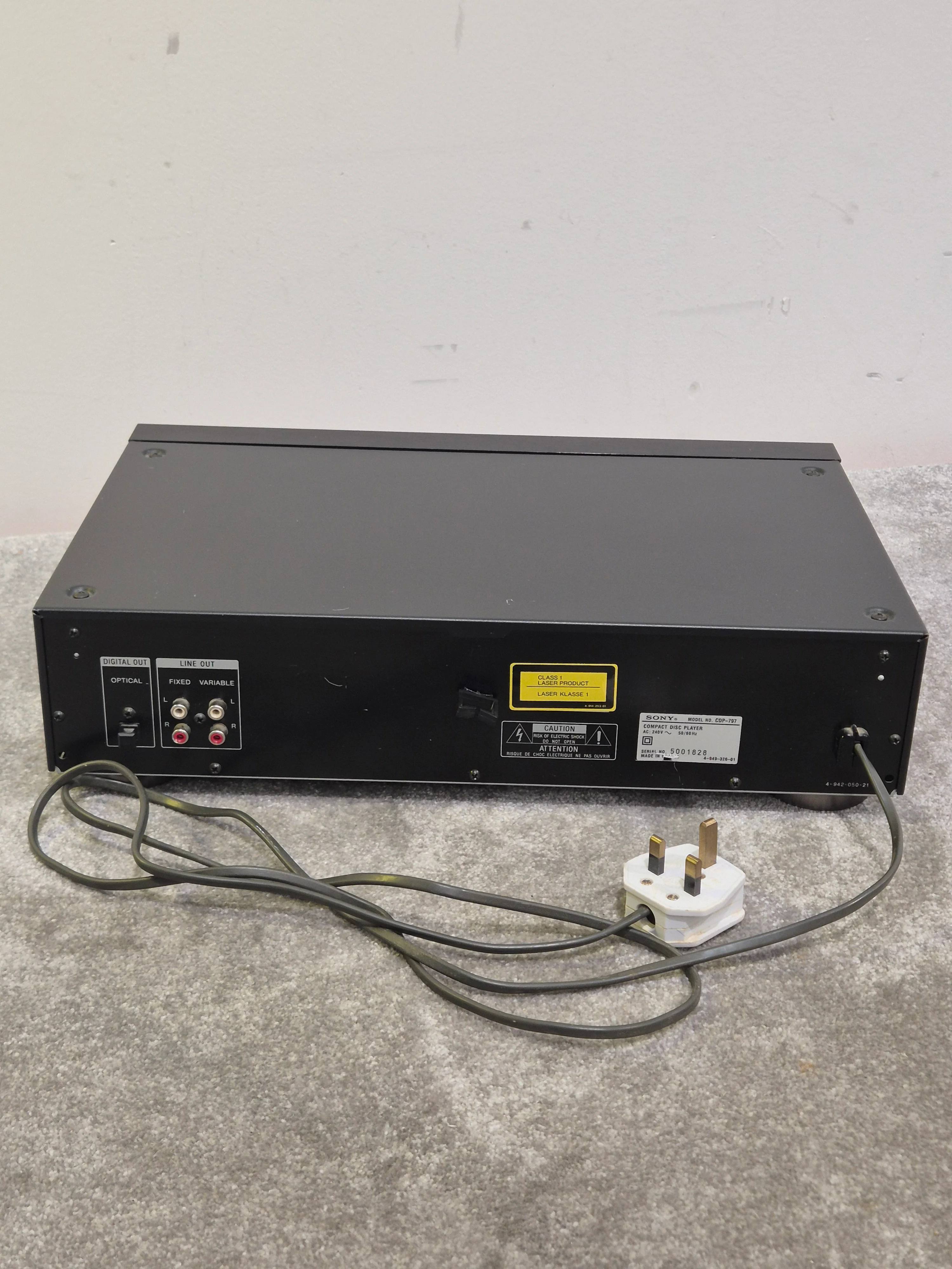 Sony CDP 797 - High Fidelity CD Player - Excellent - Image 6