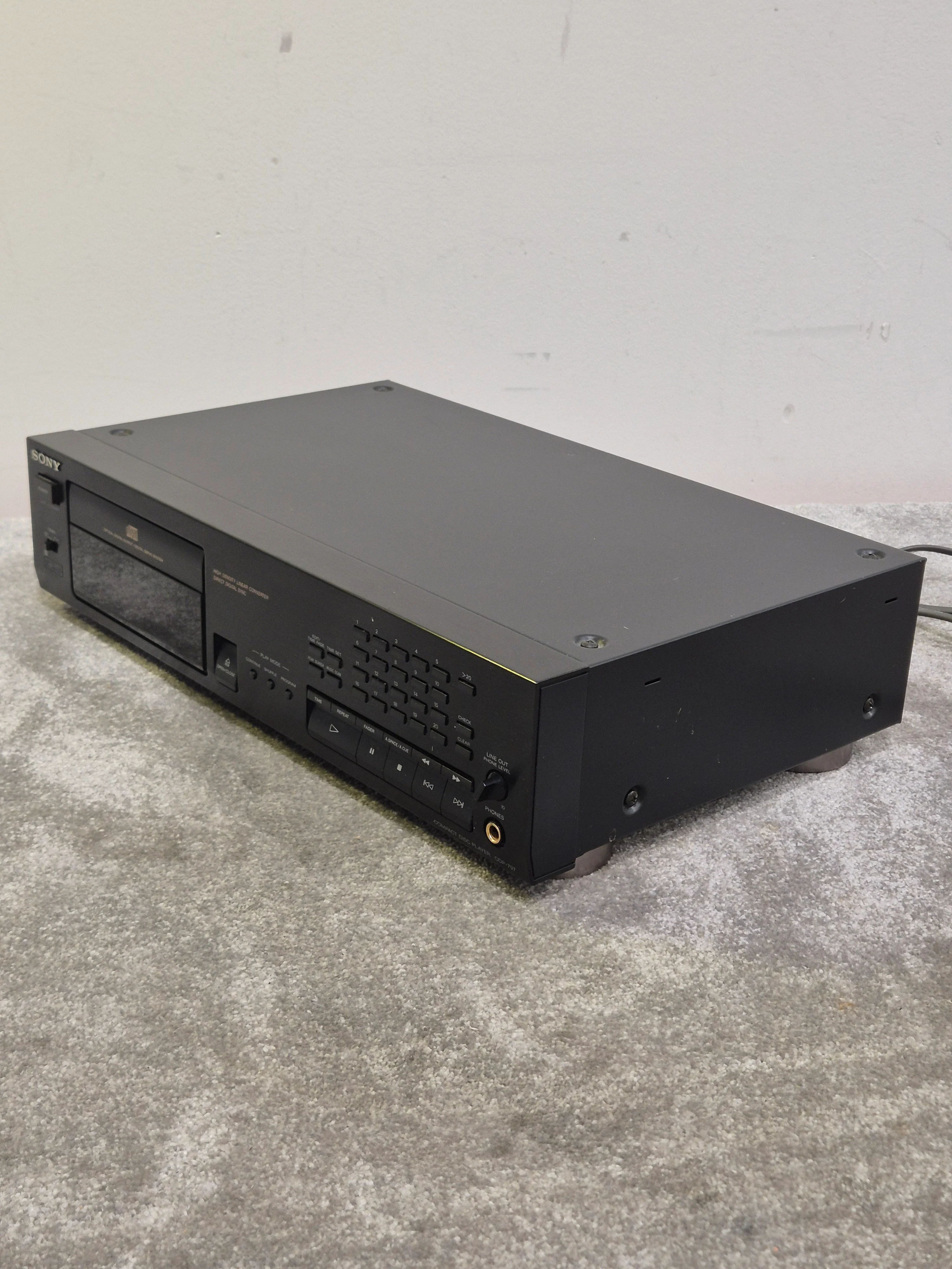 Sony CDP 797 - High Fidelity CD Player - Excellent - Image 9