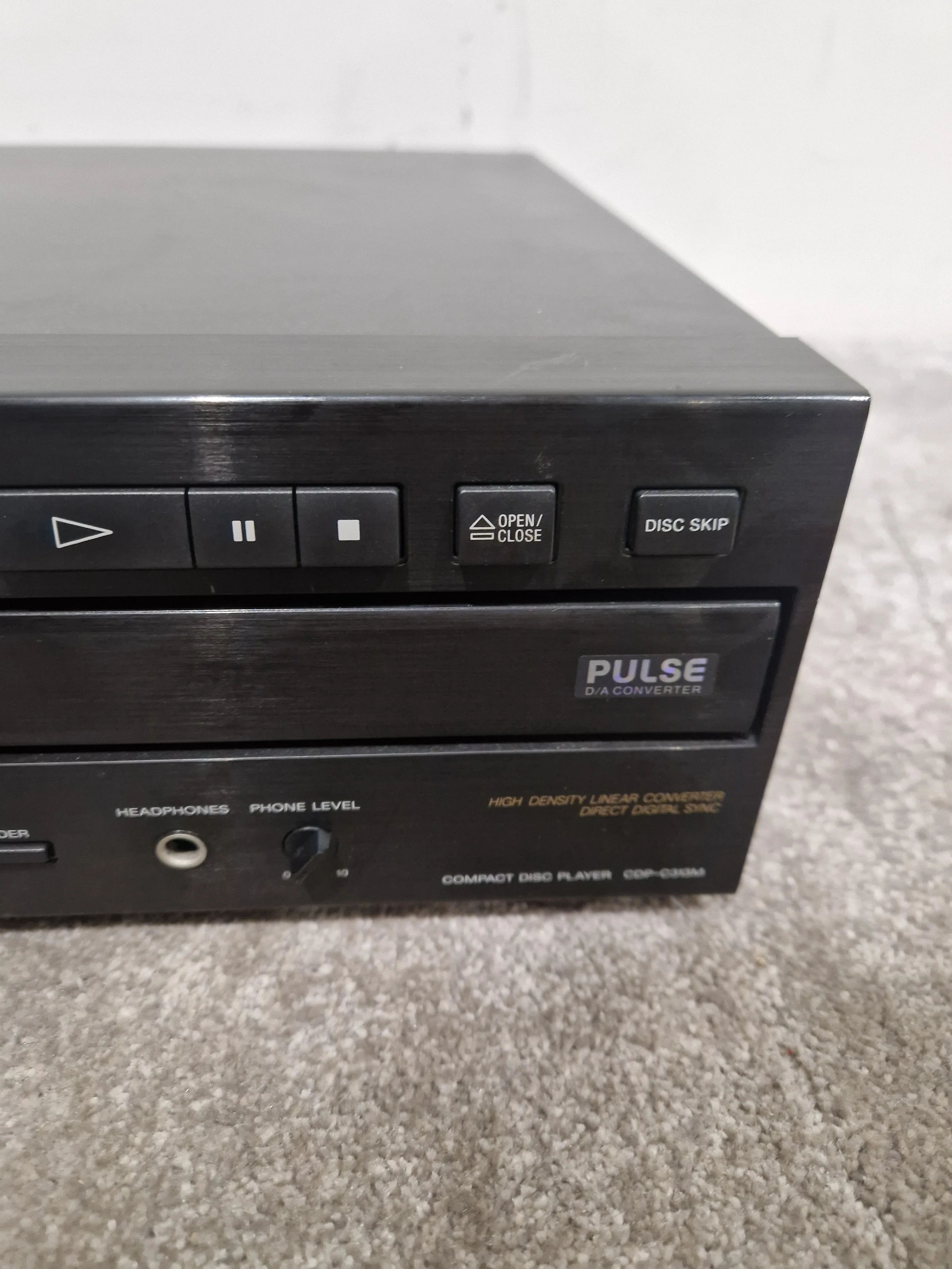 Sony CDP-C313M – CD Changer - Spares or Repair - Image 2