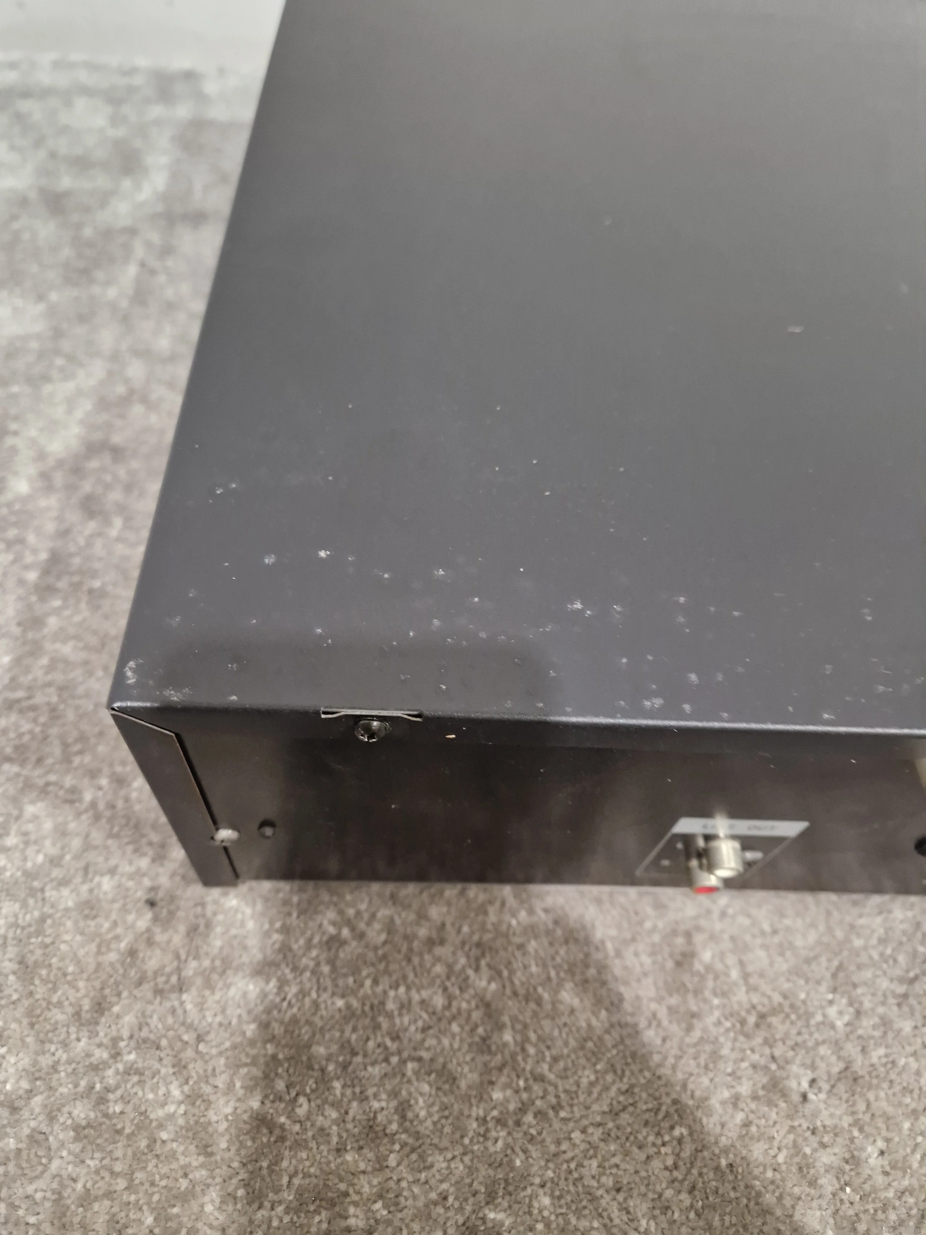 Sony CDP-C313M – CD Changer - Spares or Repair - Image 6