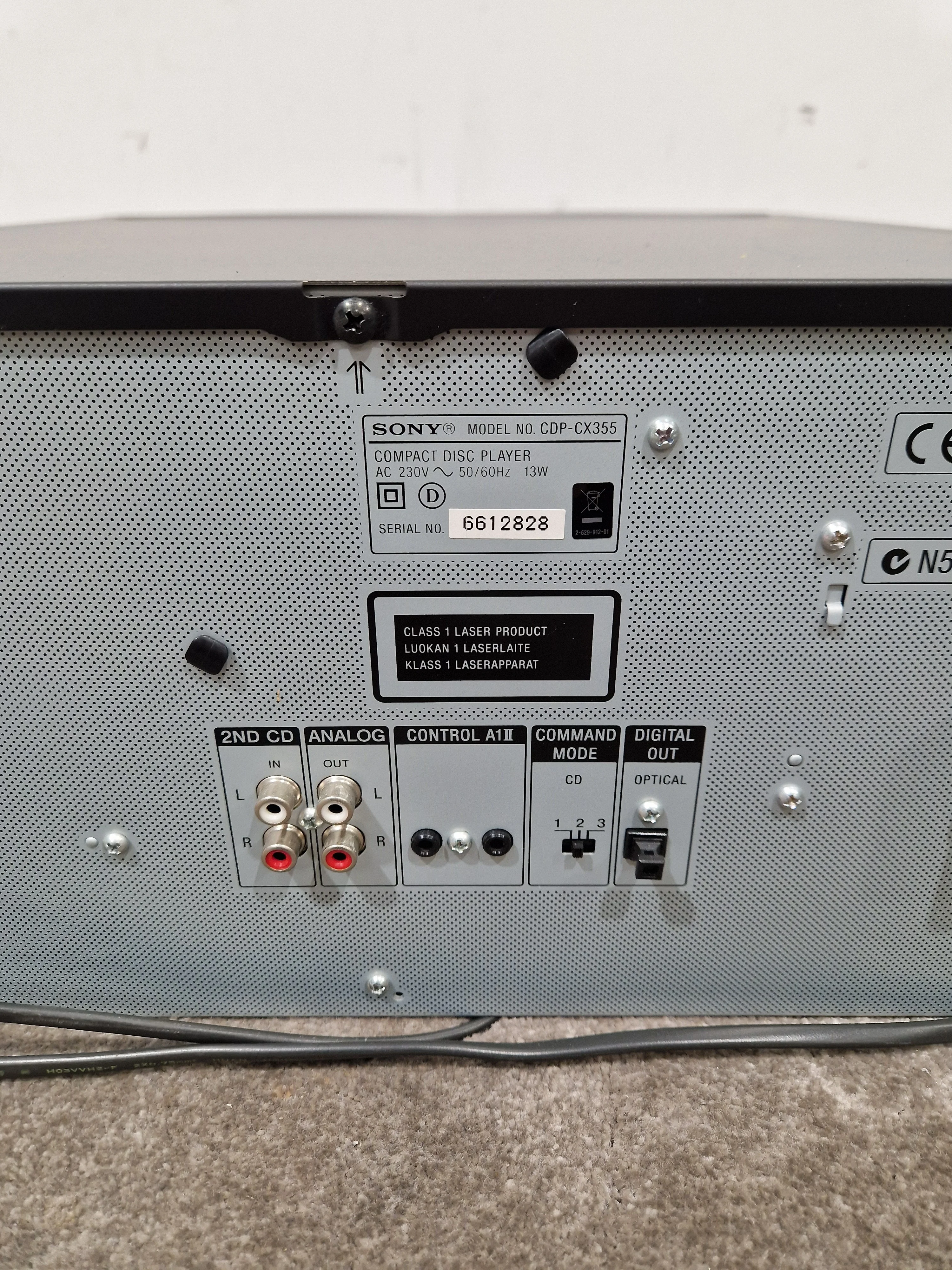 Sony CDP-CX355 - 300-Disc CD Changer - Spares or Repair w/ Power Supply & Remote - Image 8