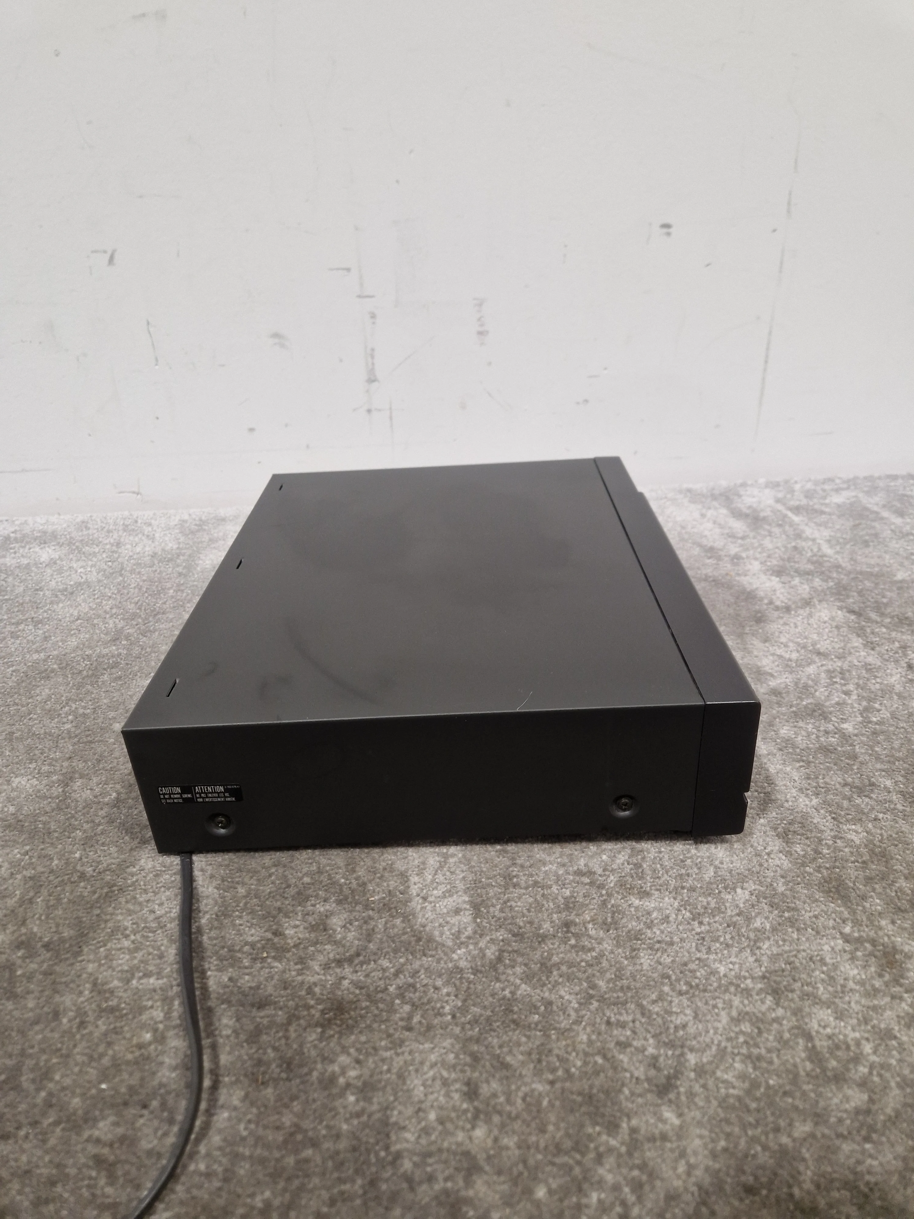 Sony CDP-M18 - Compact Disc Player - Excellent w/ Power Supply - Image 5