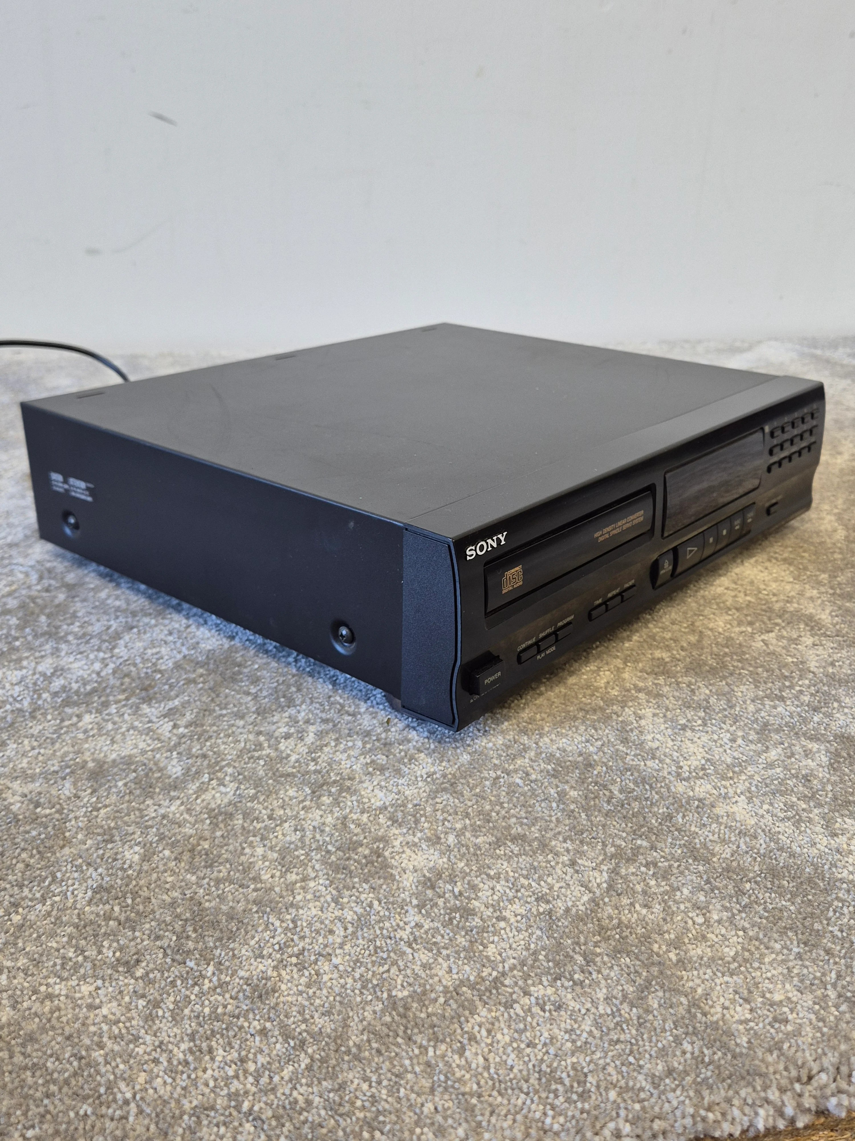 Sony CDP M302 - Compact Disc Player (Spares or Repairs) - Image 5