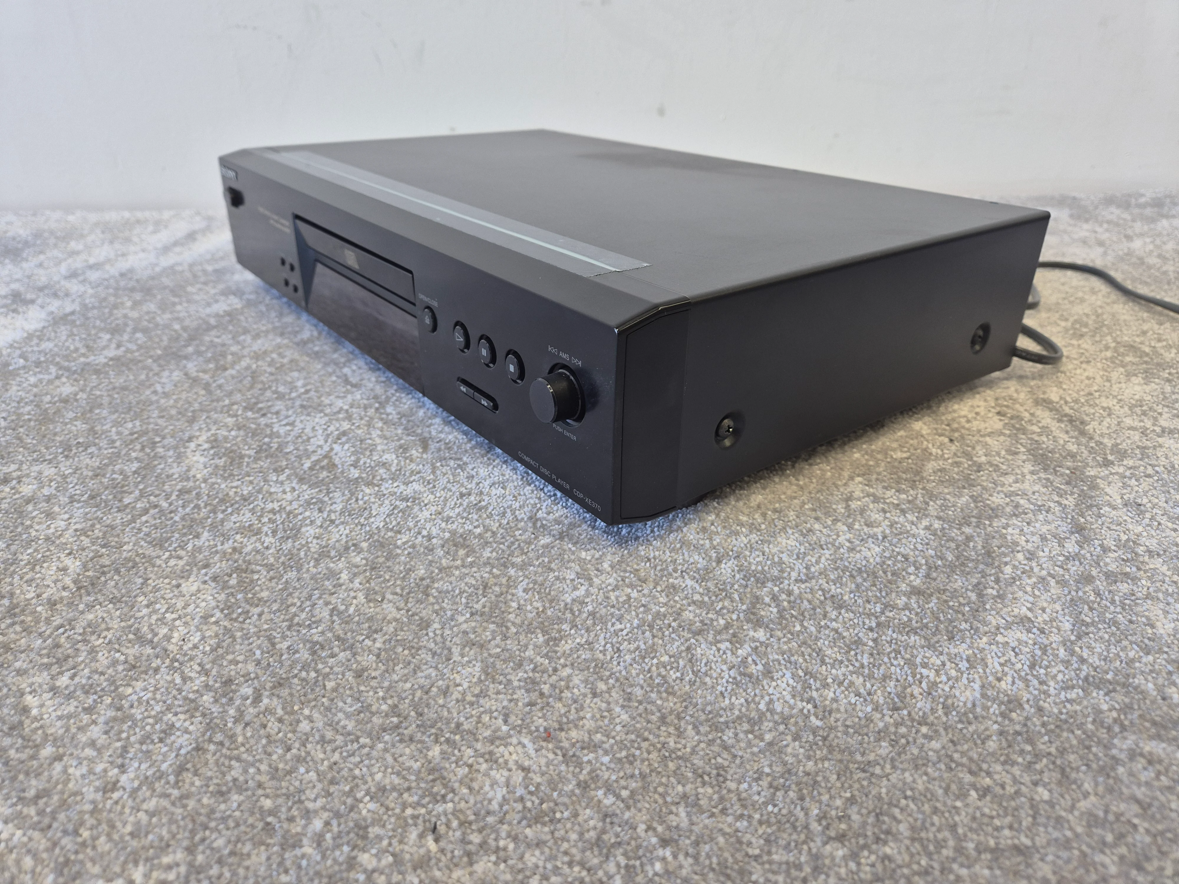Sony CDP-XE370 - Compact Disc Player - Black - Image 10