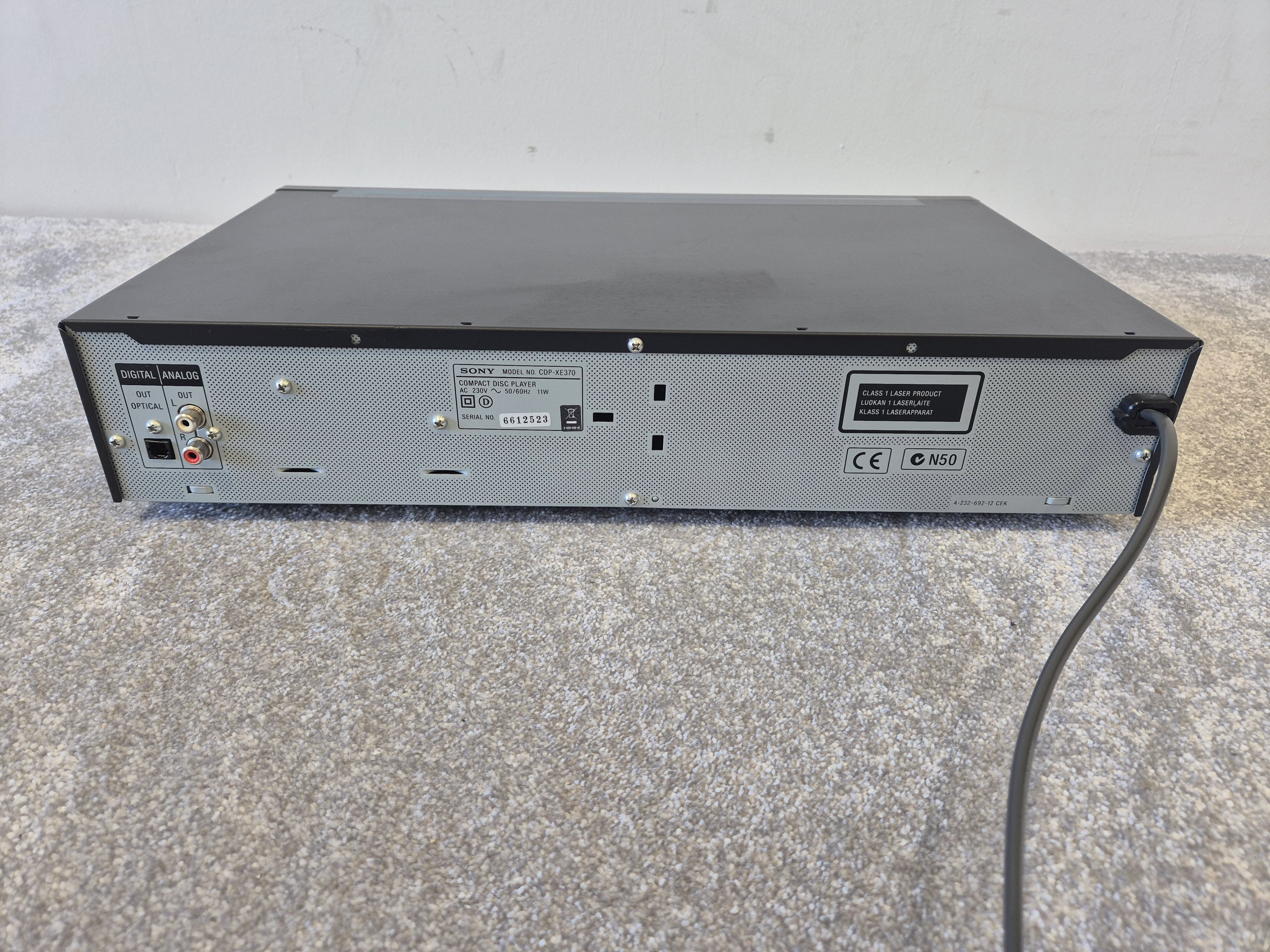 Sony CDP-XE370 - Compact Disc Player - Black - Image 7