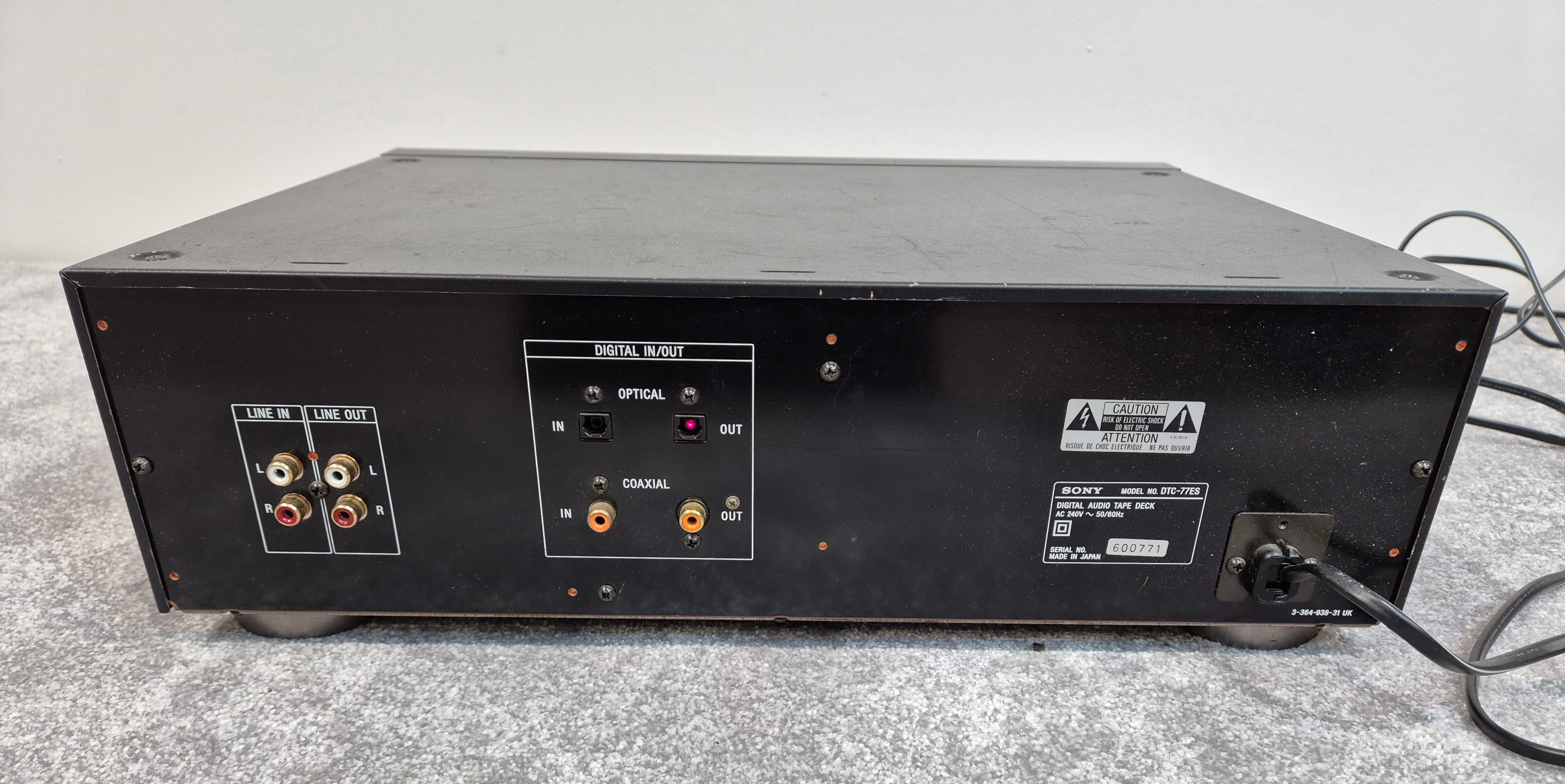 SONY DTC77ES - DAT Recorder - Original Box + Remote - Image 5