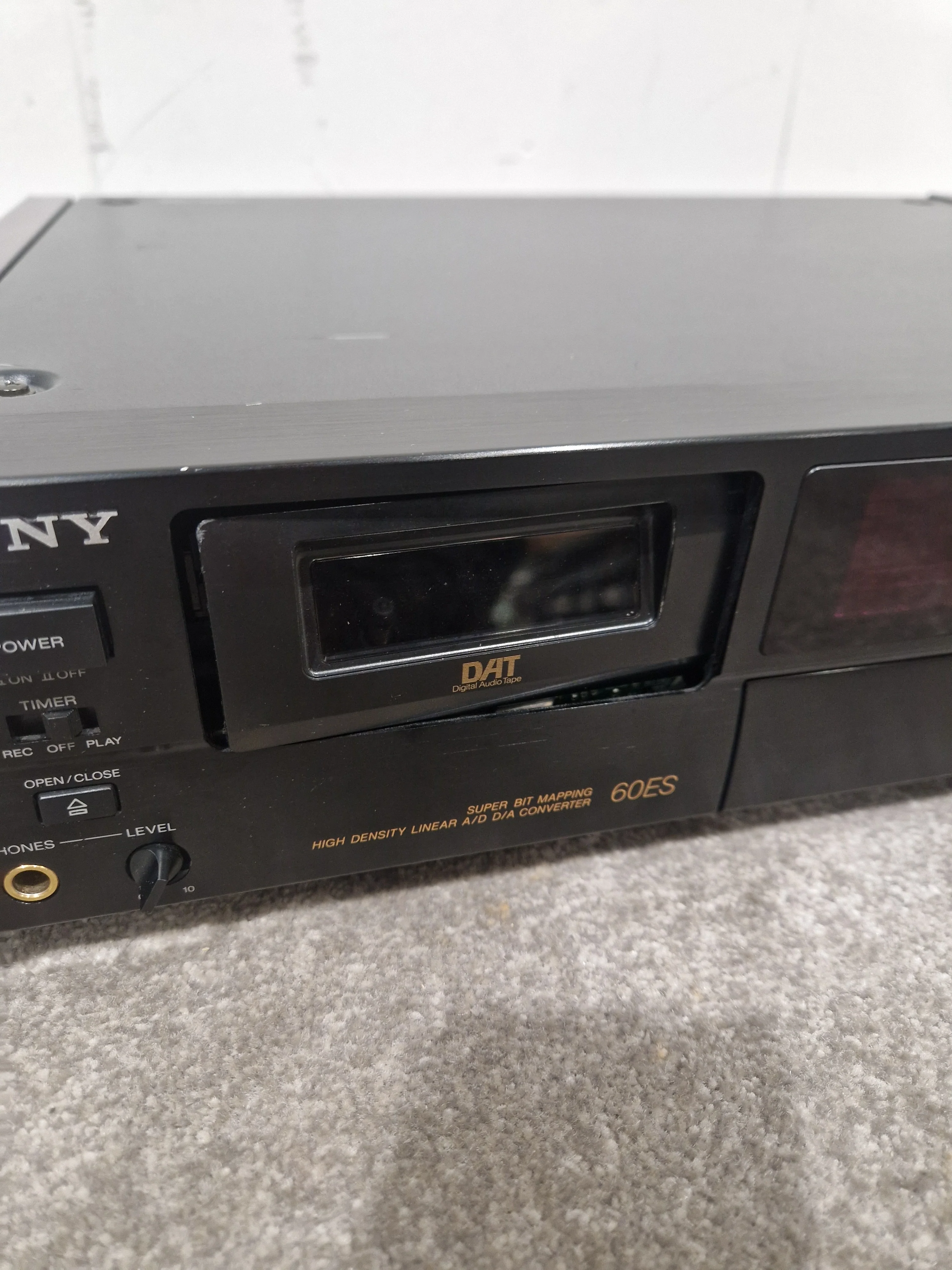 Sony DTS-60ES DAT Recorder - Professional Audio Archiving - Spares or Repair - Image 5