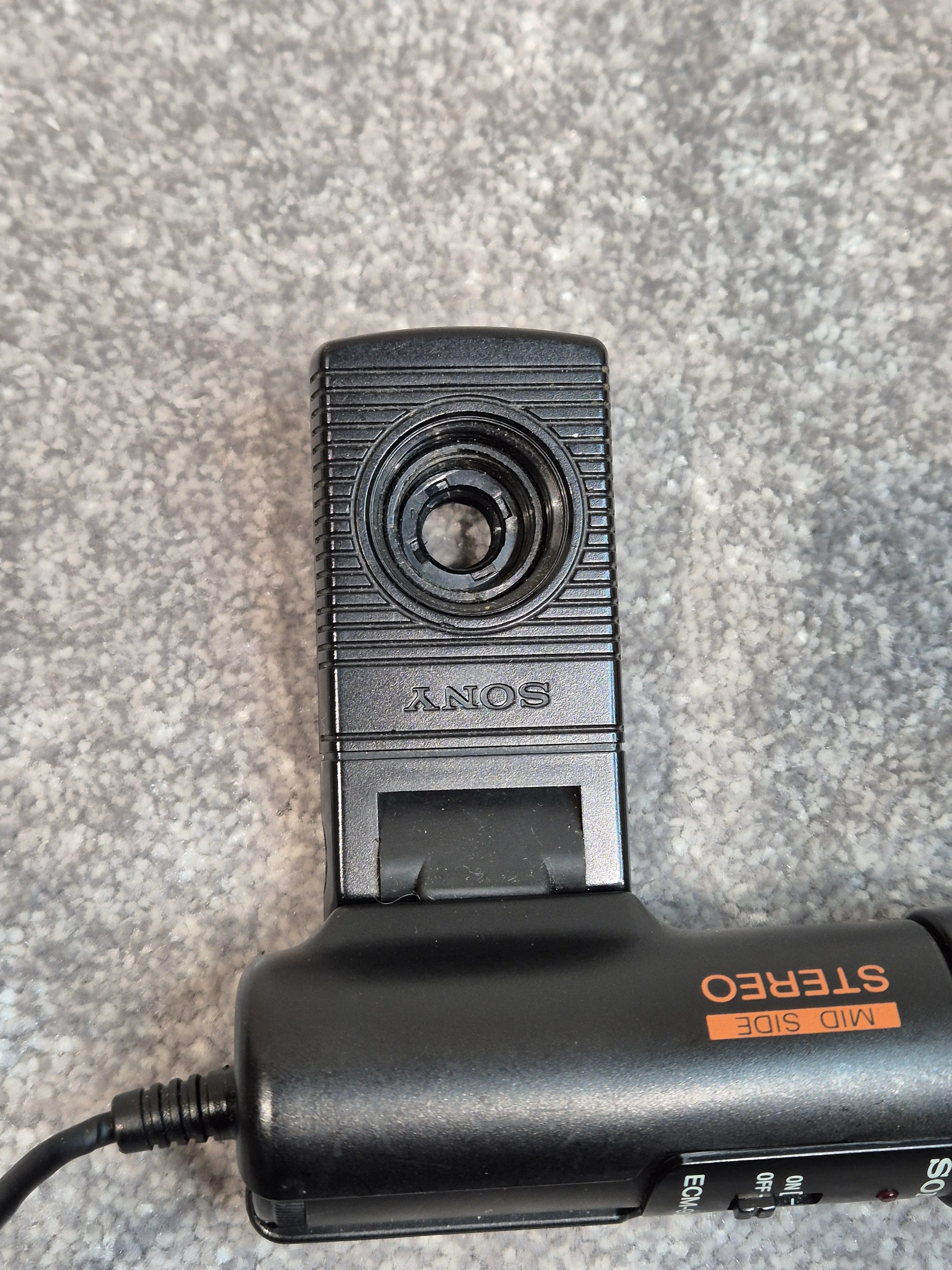 Sony ECM 909A Compact and Portable Stereo Condenser Microphone - Image 4