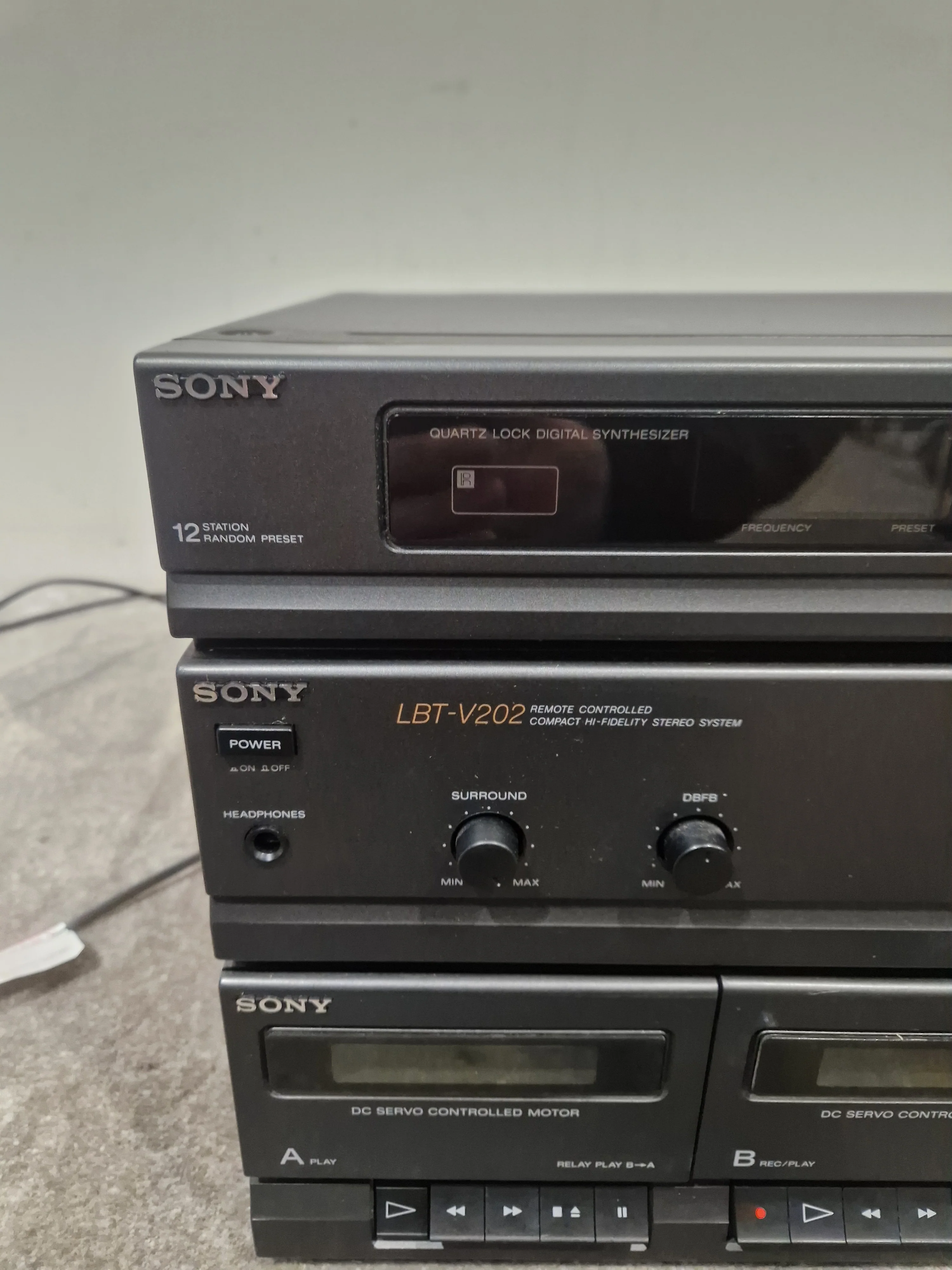 Sony LBT-V202 Stereo System - Classic Audio Setup - Fair (Read Description) - Image 3