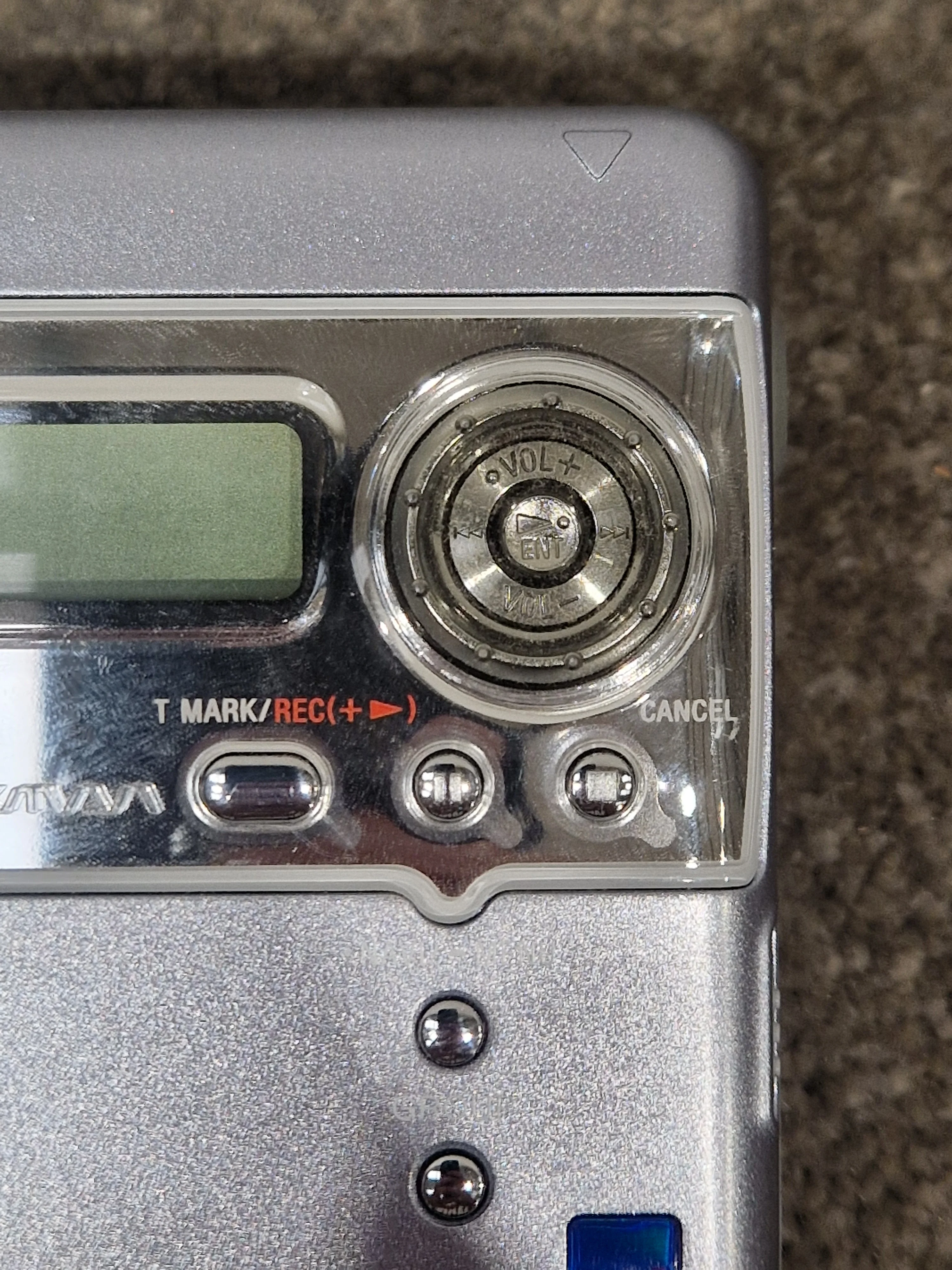 Sony MD Walkman Mz-nh600 Portable MiniDisc Player - High-Quality Audio, Long Battery Life - Excellent - Image 6