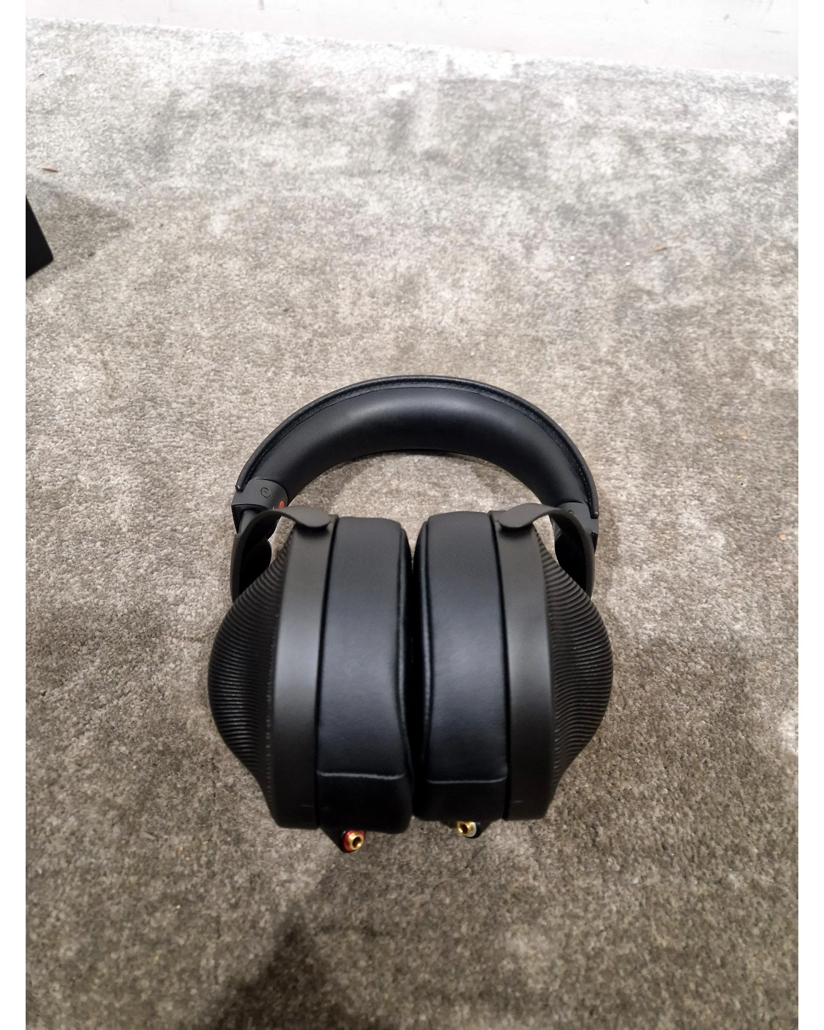 Sony MDR-Z1R - Headphones - Black - Like New w/ Original Box, Manuals & Hard Case - Image 14