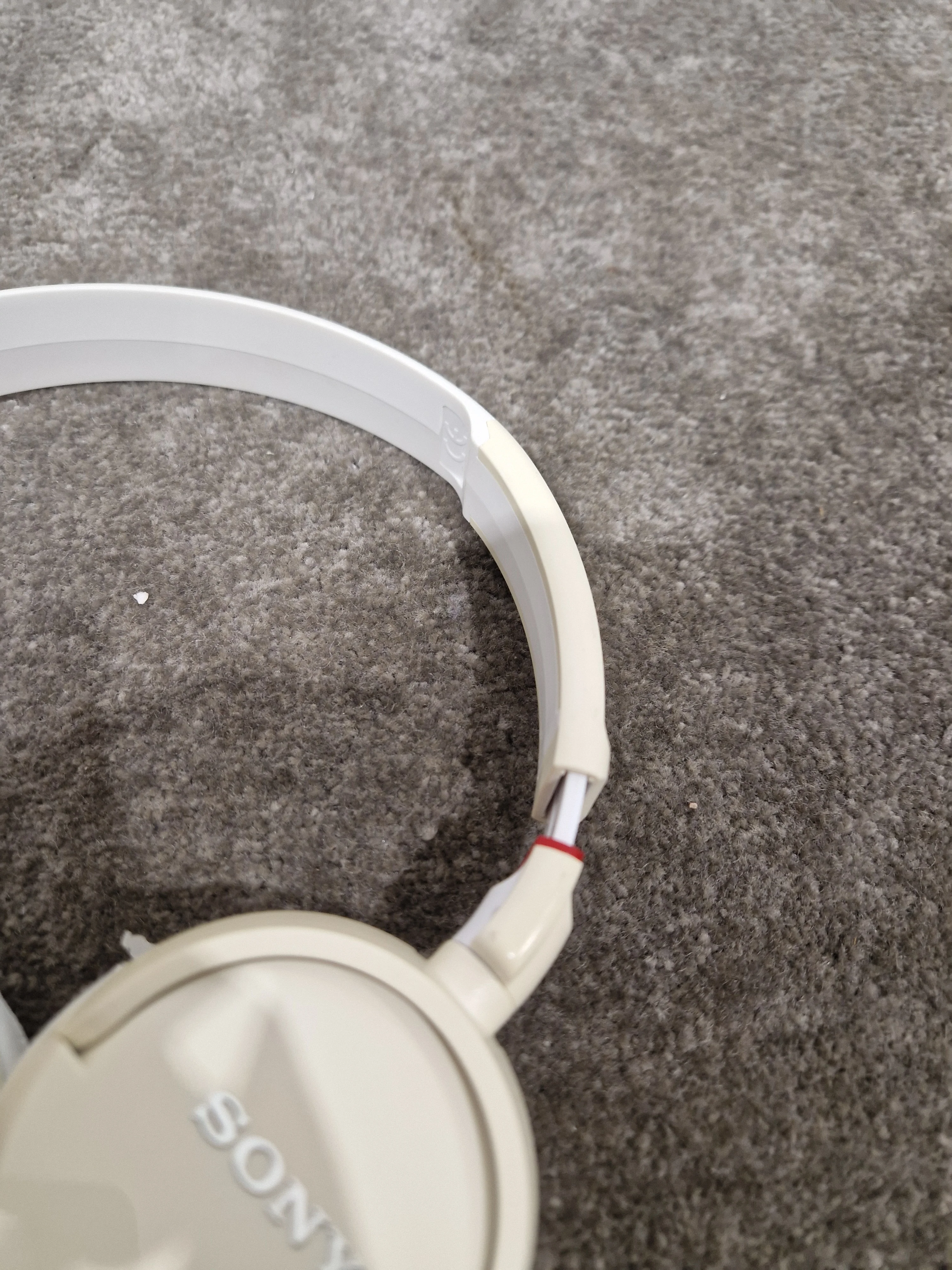 Sony MDR-ZX100 On-Ear Headphones White - Good - Image 6