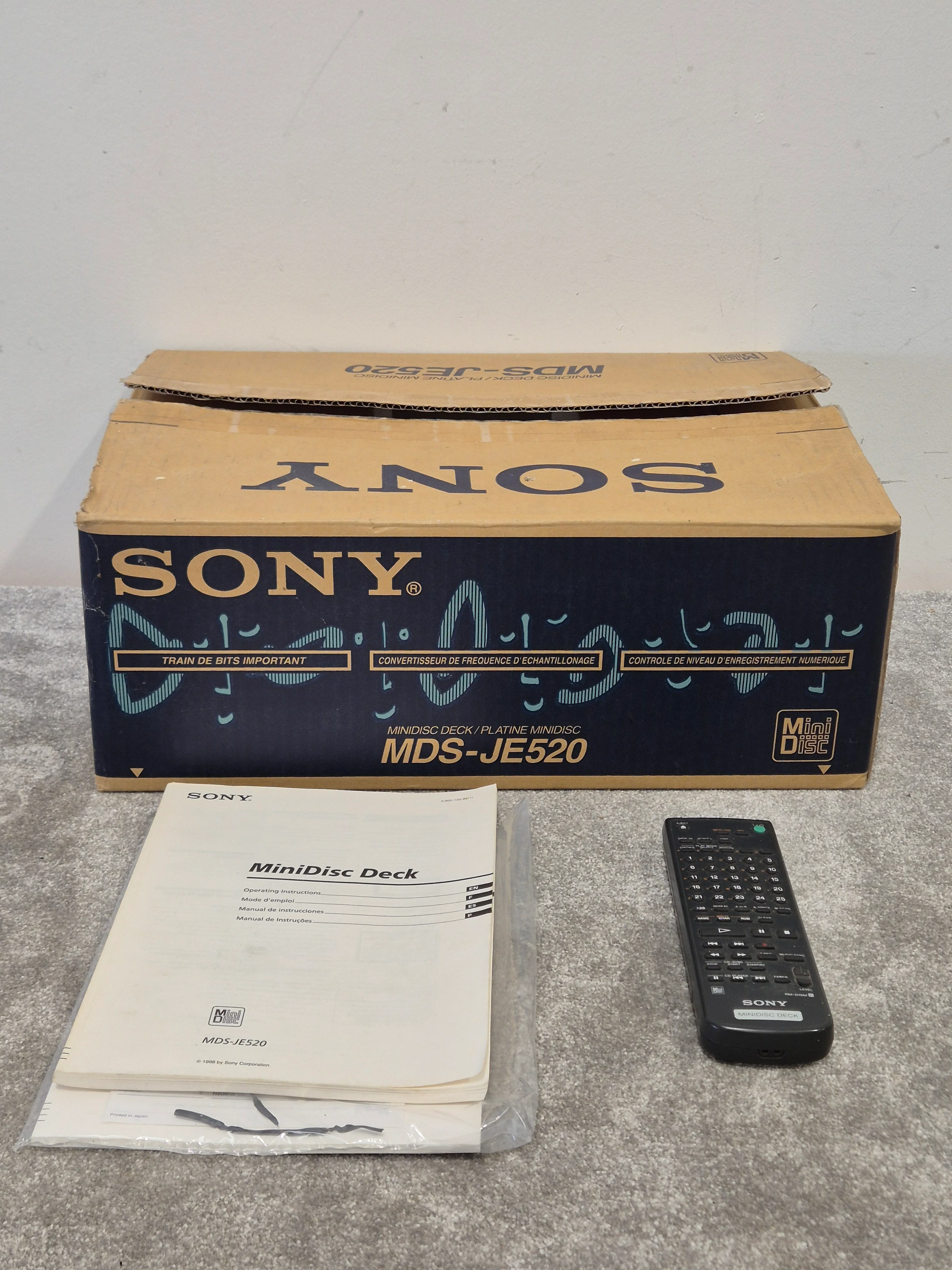 Sony MDS JE520 - MiniDisc Recorder - Excellent w/ Original Box - Image 11