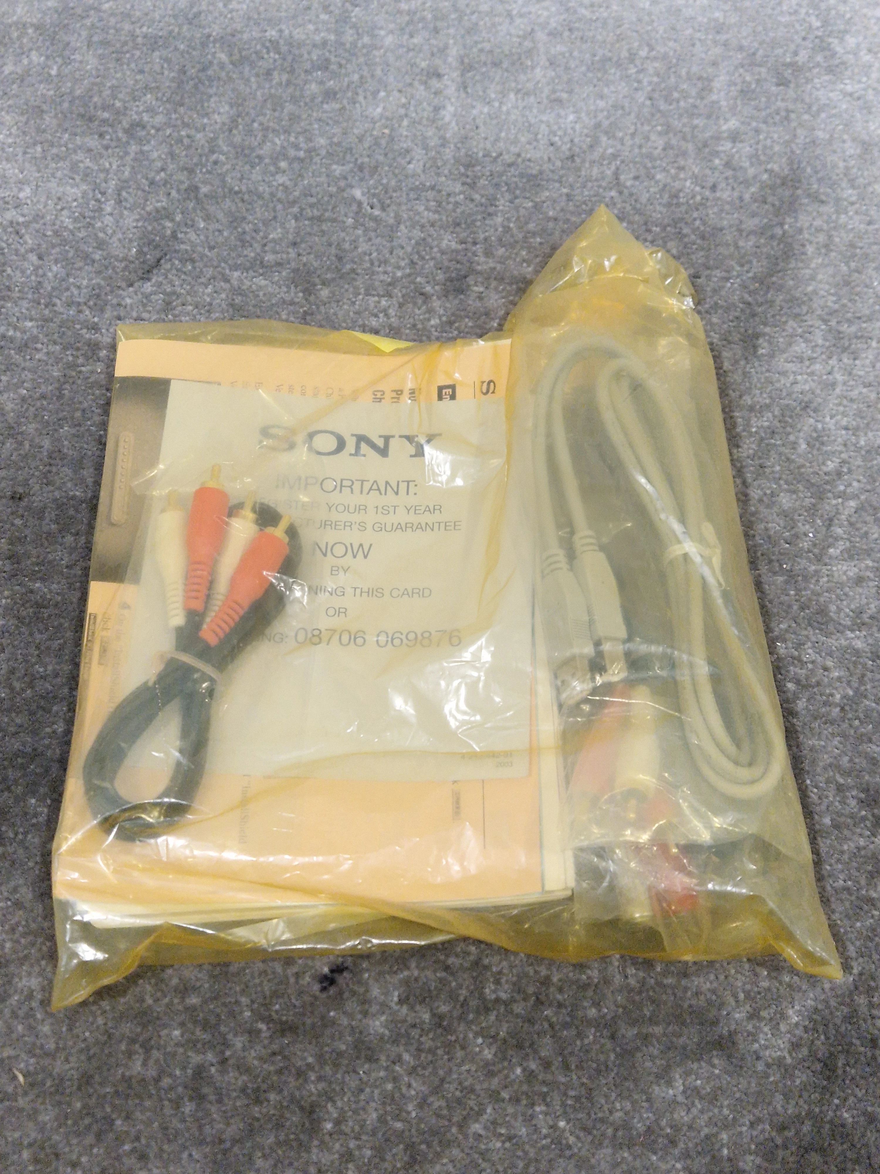 Sony MDS-JE780 - Minidisc Recorder - Spares or Repair w/ Original Box & Remote - Image 13