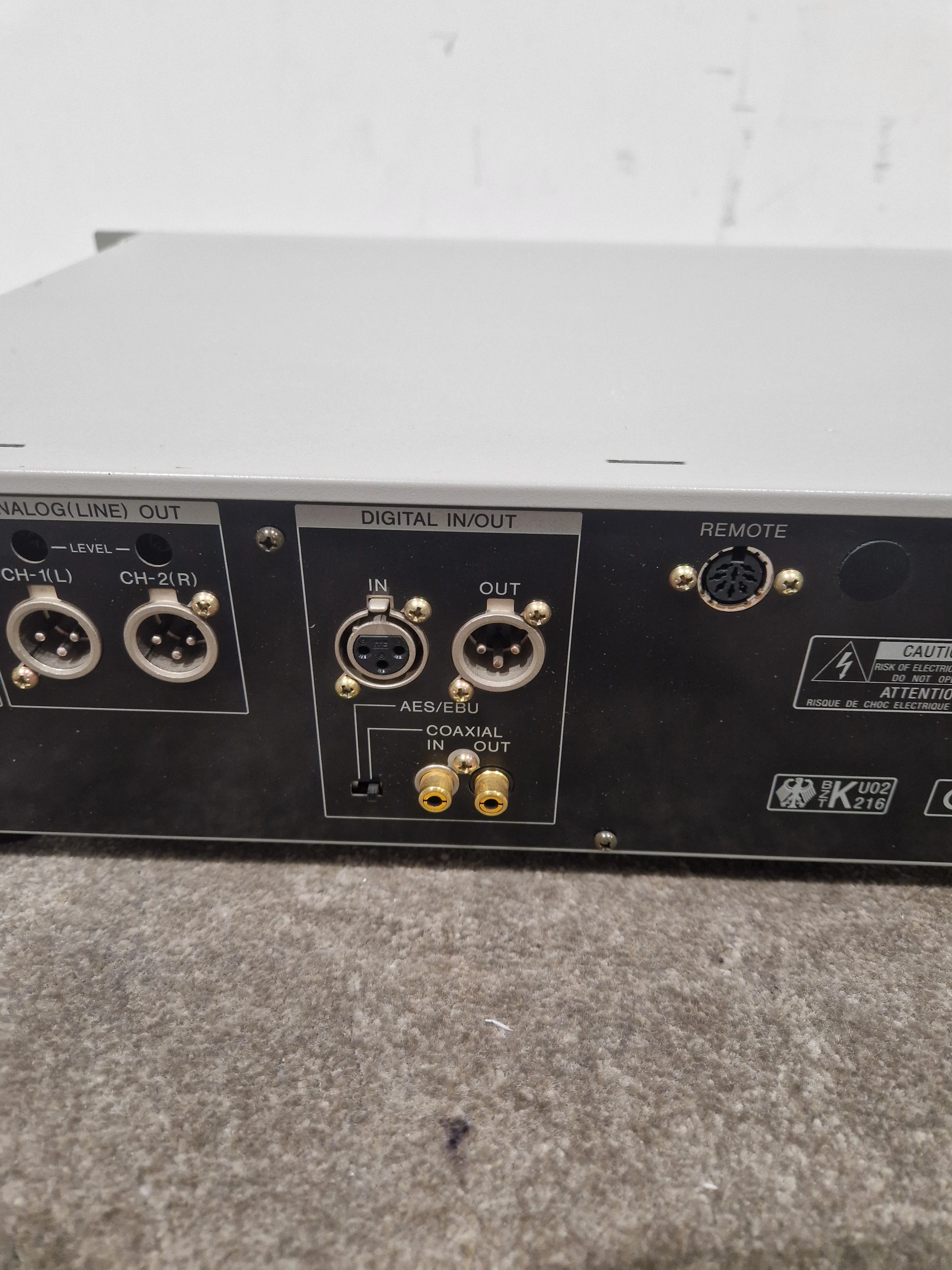 Sony PCM-2600 DAT Player - Sound Output Issue - Spares or Repair w/ Power Supply - Image 9
