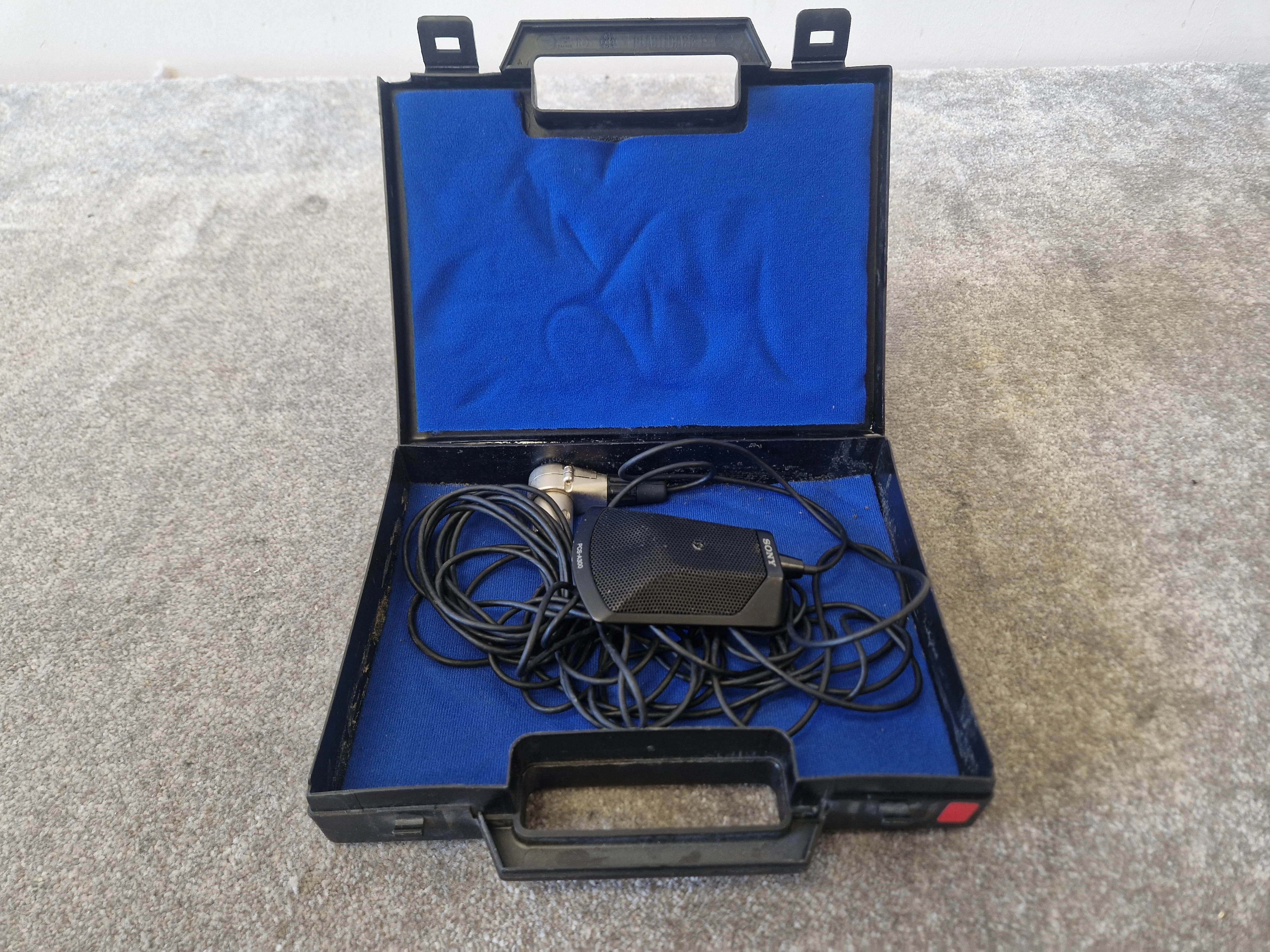 Sony PCS-A300 Microphone – Unidirectional Table Mic – Good Condition w/ Unbranded Case - Image 2