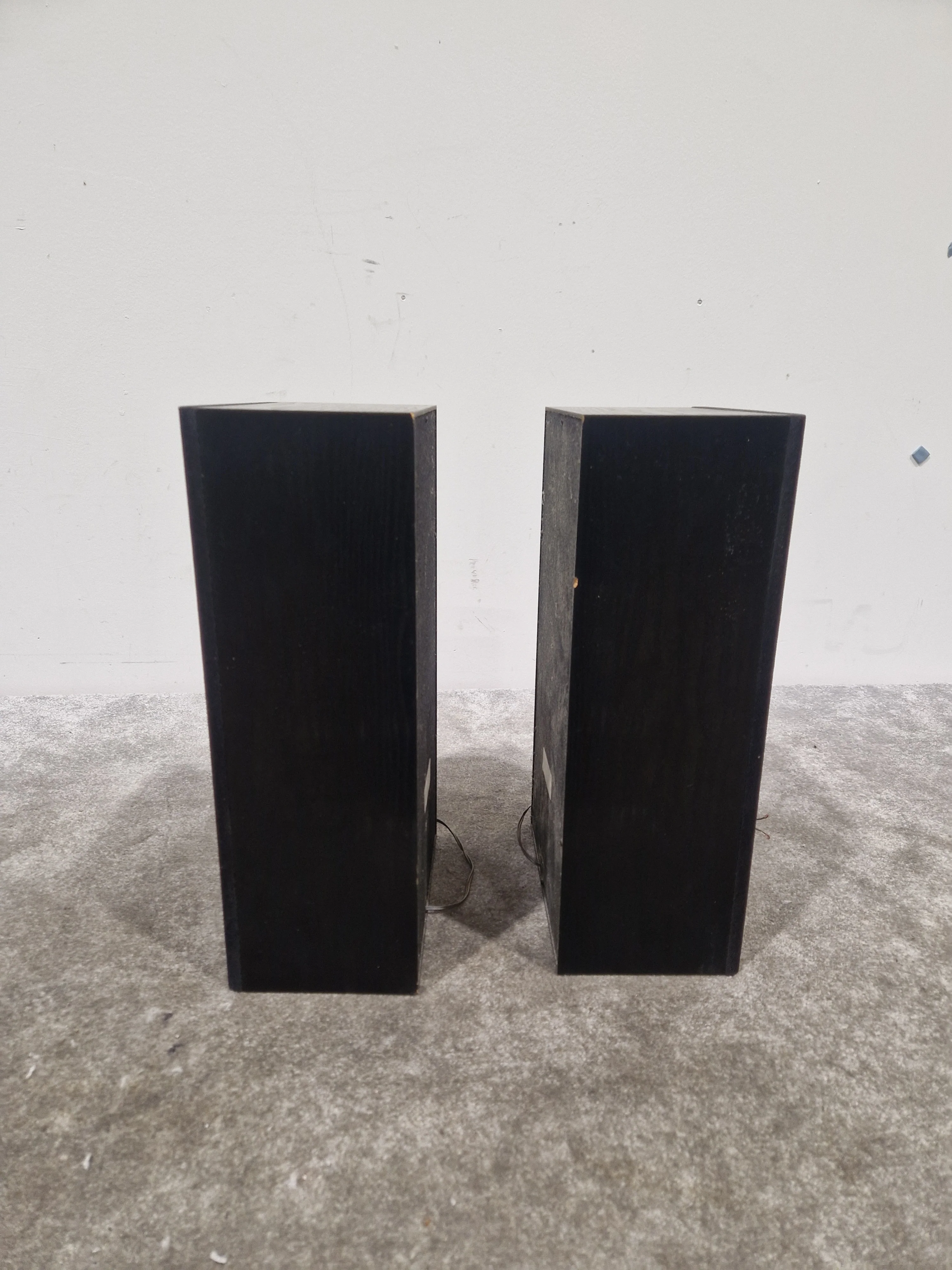 Sony SS-A20 Speaker Pair - 2-Way Bookshelf Speakers - Very Good - Image 3
