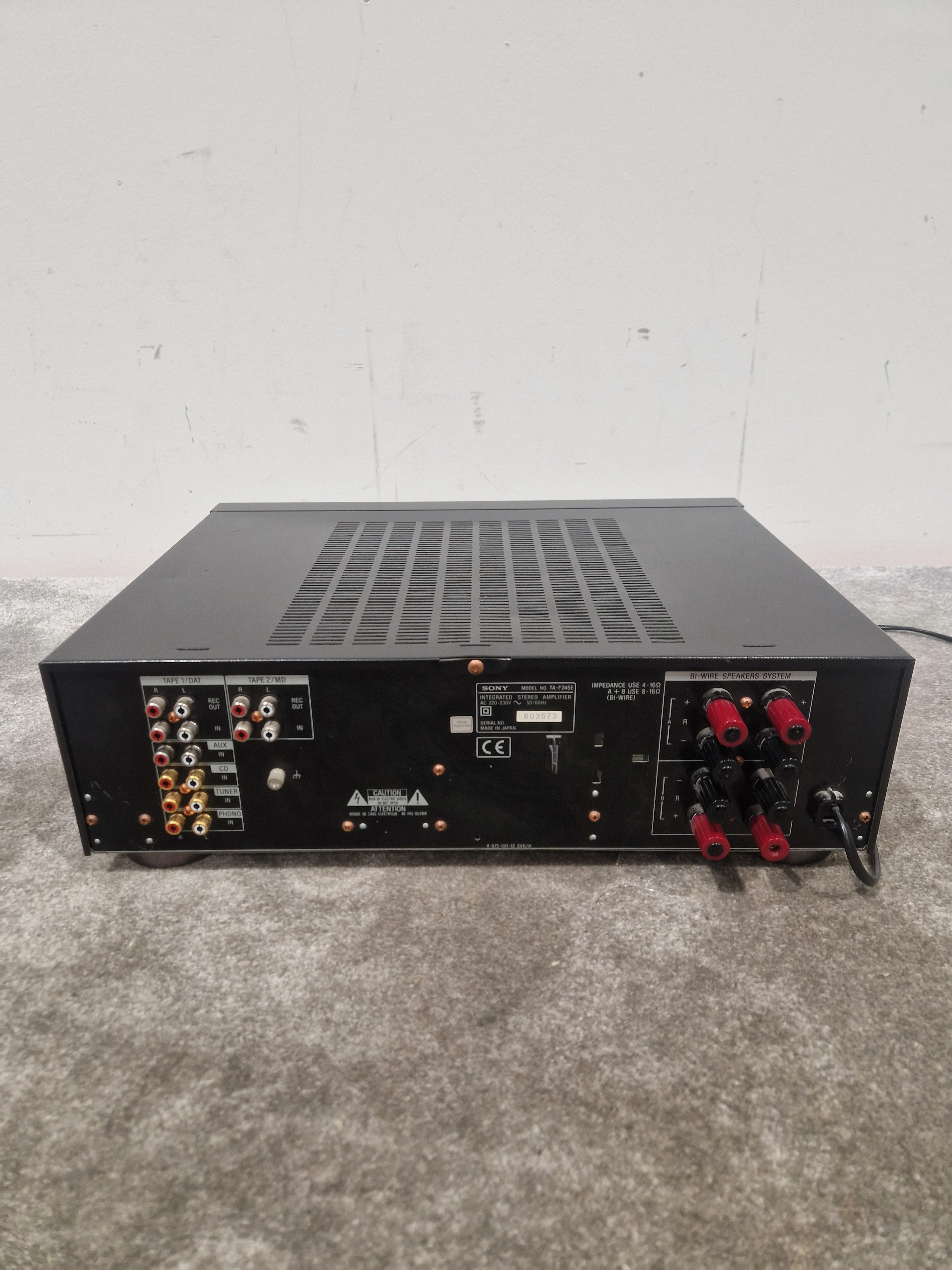 Sony TA F264E - Hi-Fi Stereo Amplifier - Very Good w/ Power Supply - Image 11