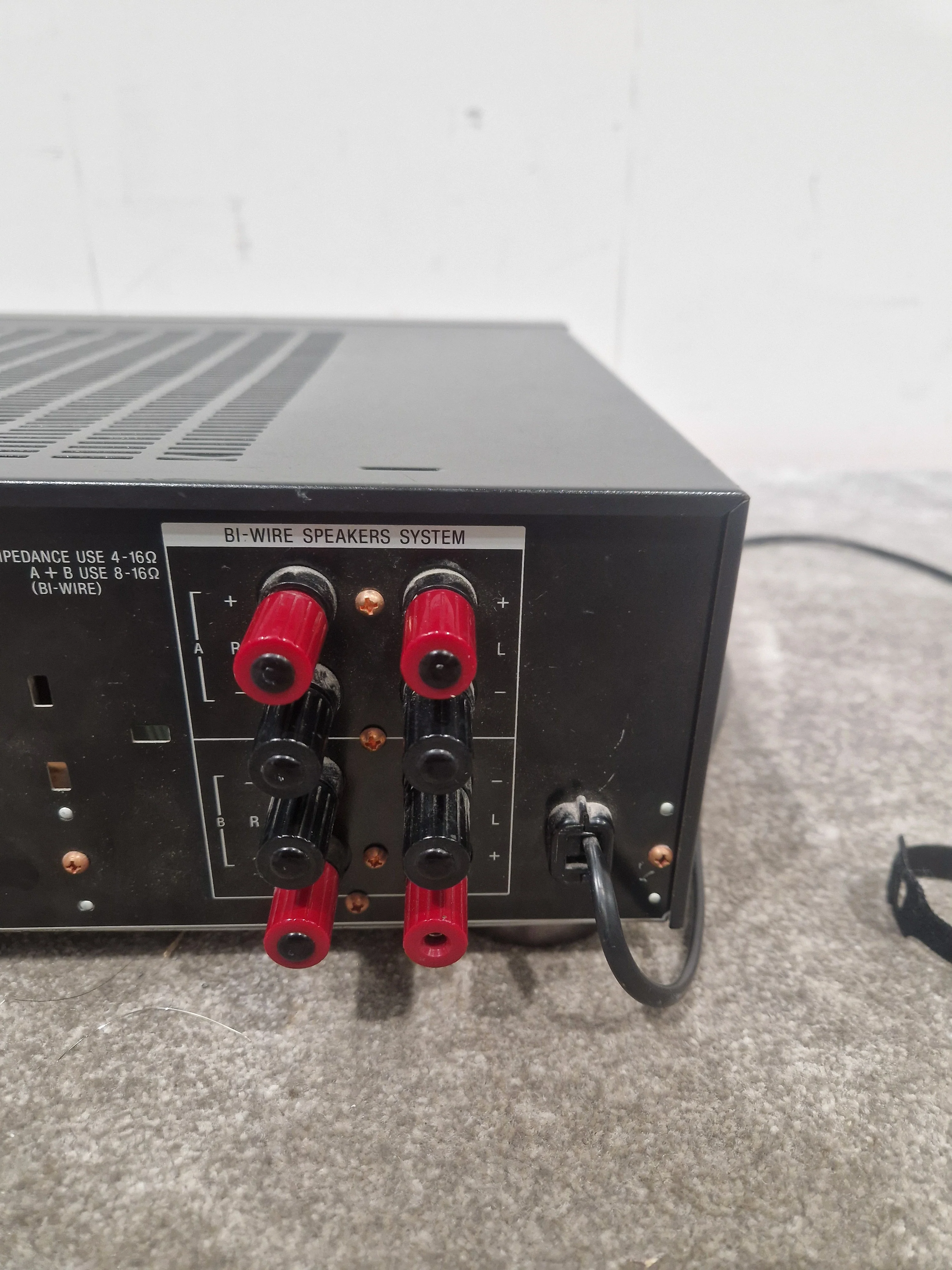 Sony TA F264E - Hi-Fi Stereo Amplifier - Very Good w/ Power Supply - Image 7