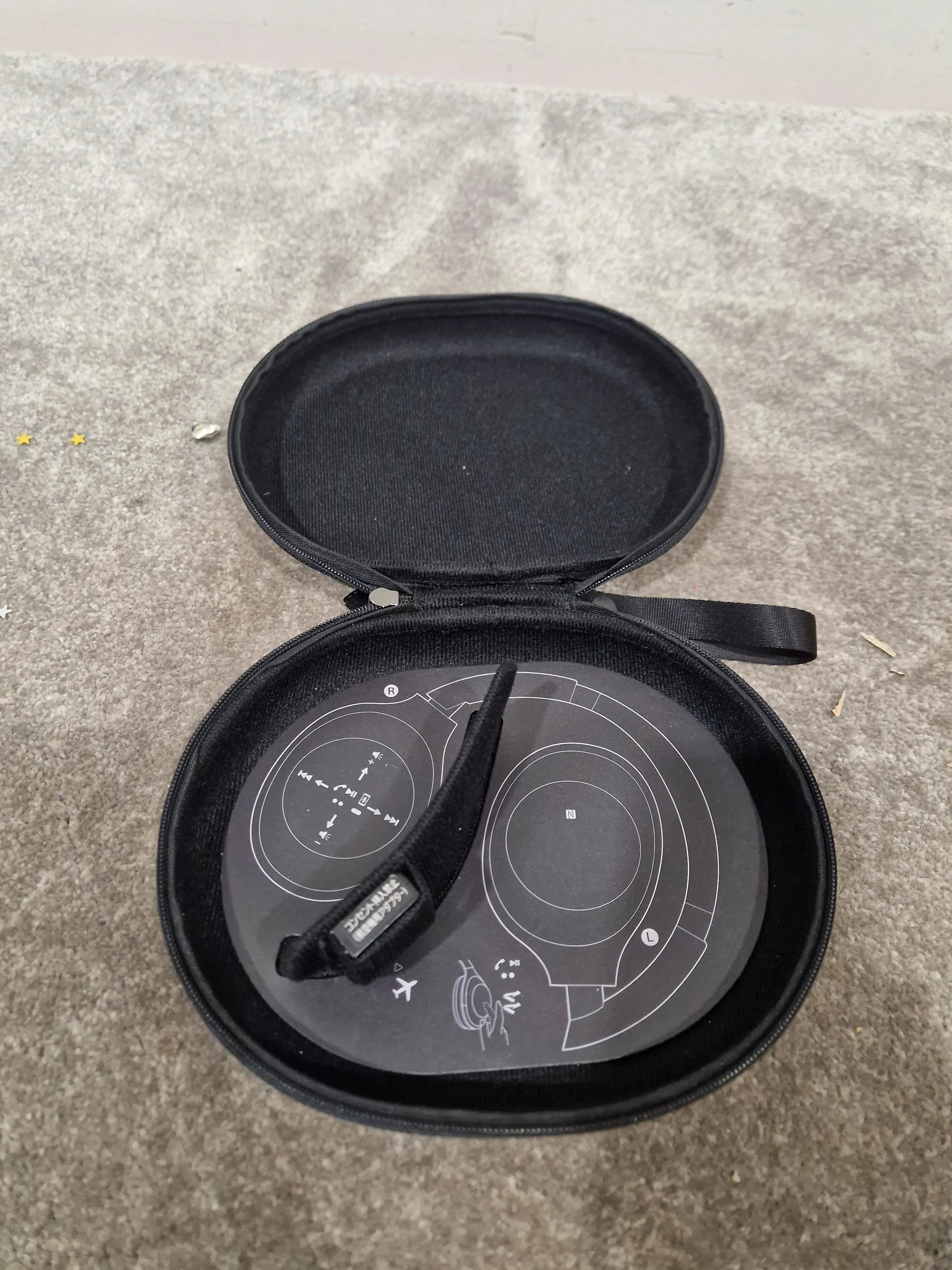 Sony WH-1000XM2 - Noise Cancelling Headphones - Black - Excellent w/ Soft Case & Cables - Image 11