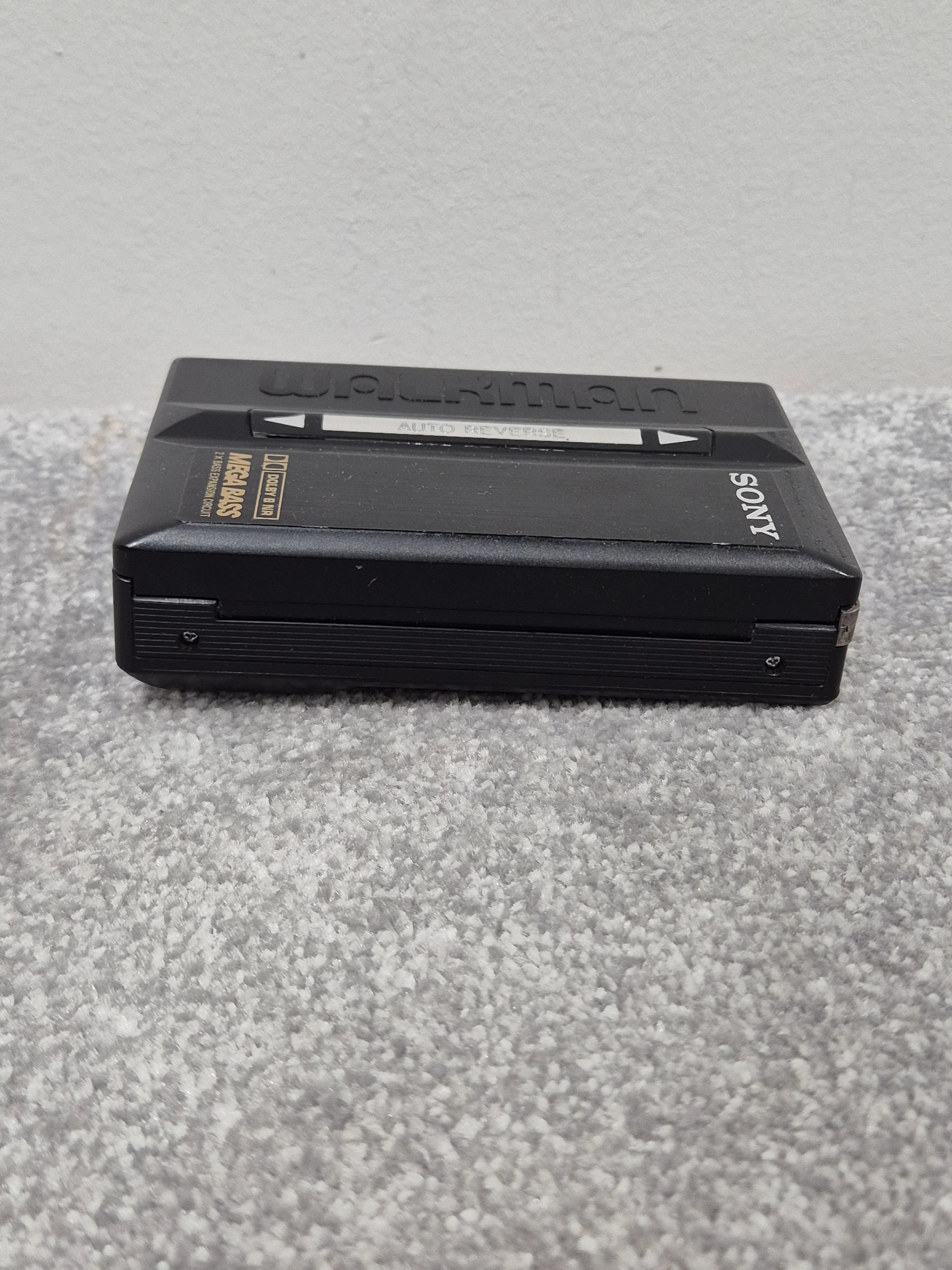 Sony WM-EX49 - Vintage Portable Cassette Player (Spares or Repairs) - Image 2