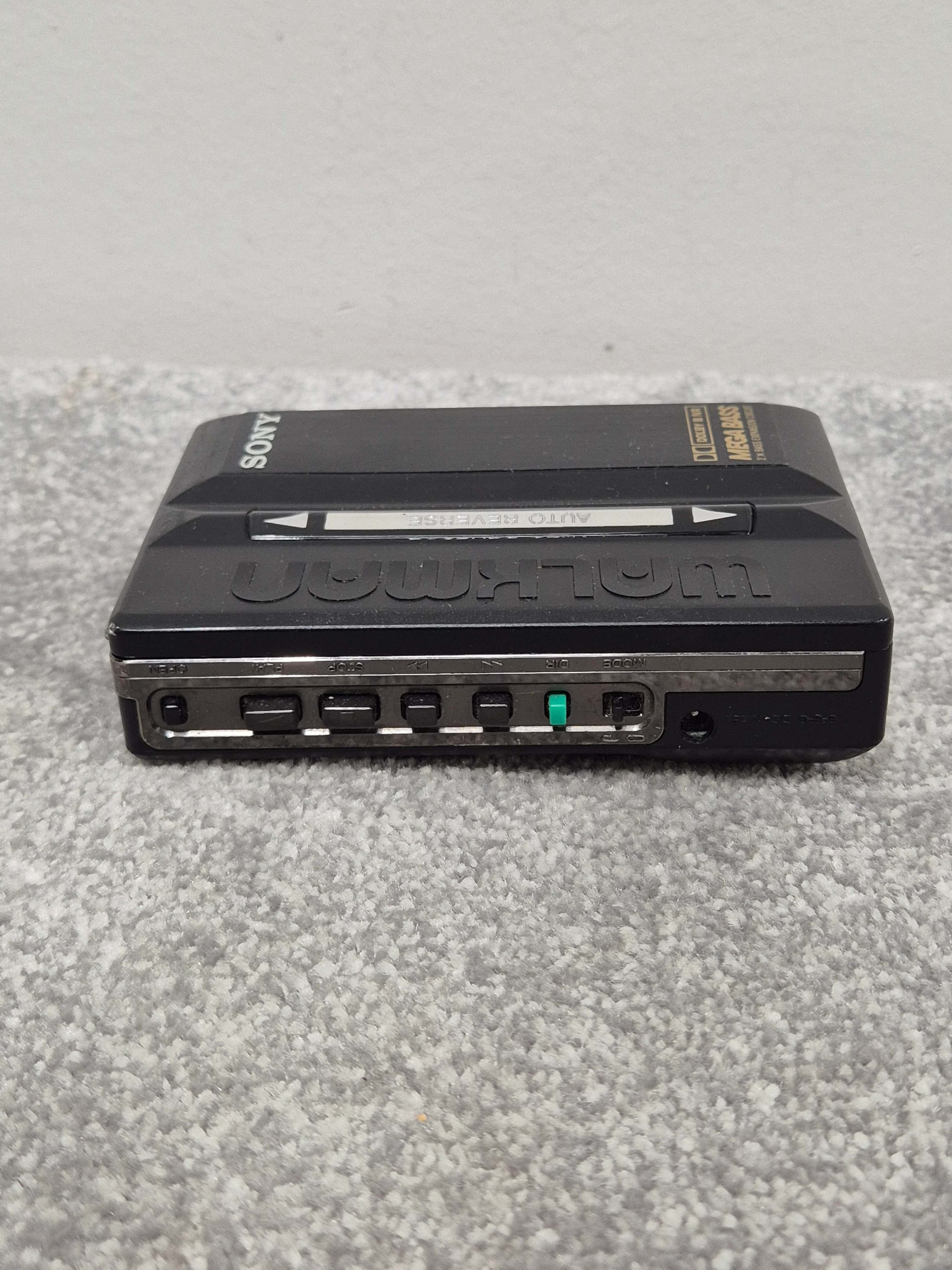 Sony WM-EX49 - Vintage Portable Cassette Player (Spares or Repairs) - Image 4