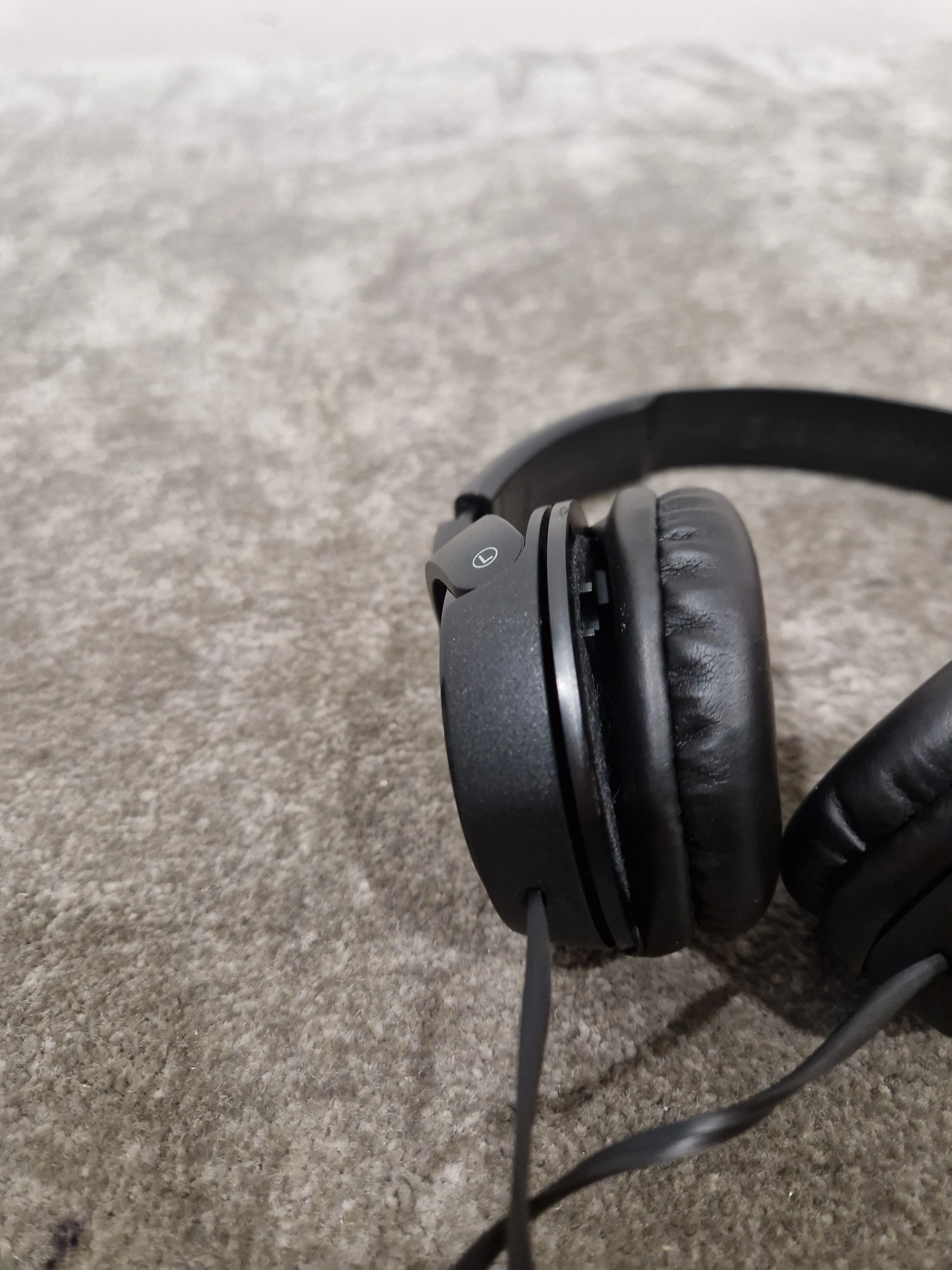 Sony ZX310AP On-Ear black headphones - Excellent - Image 2