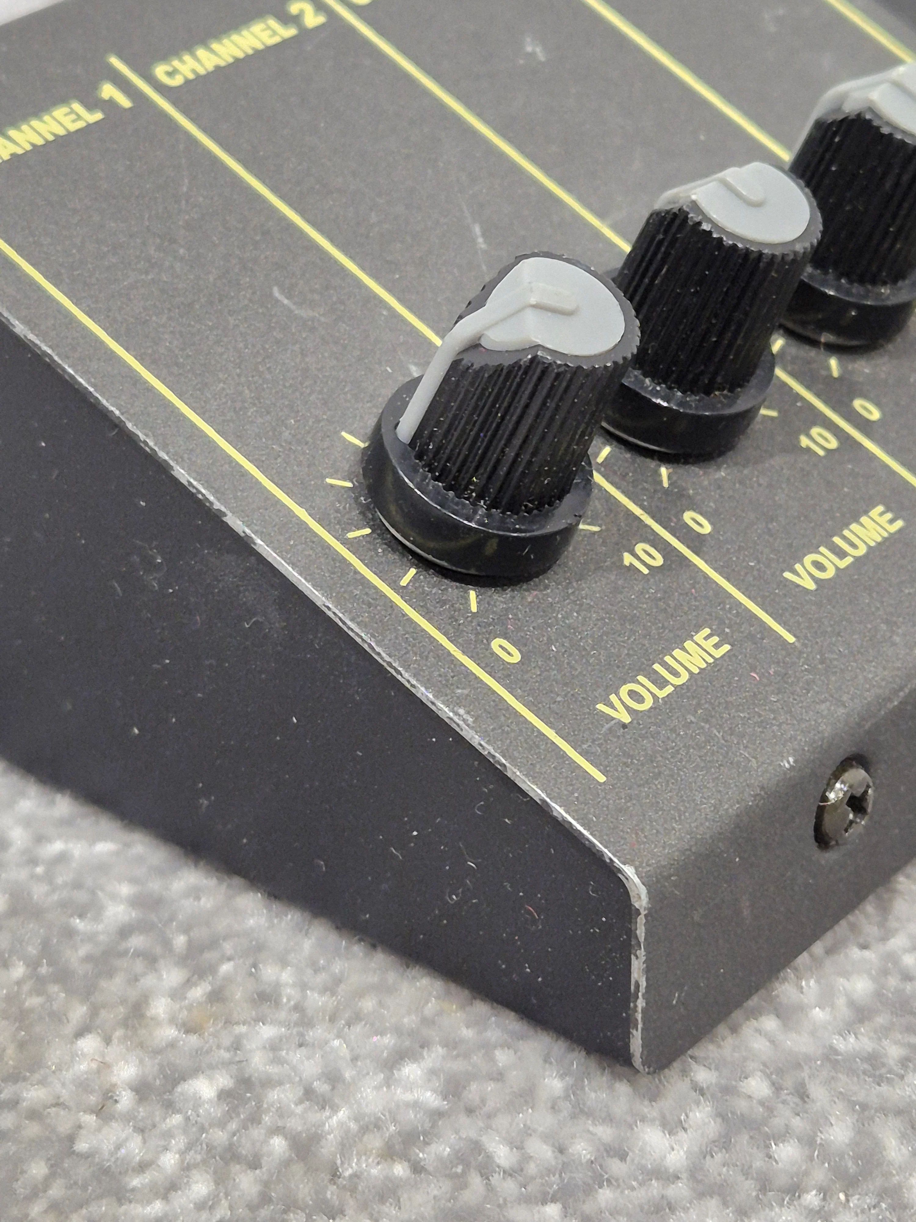 Sound Lab WAM-290 Micro Mixer - Compact Analog Mixer - Good - Image 4