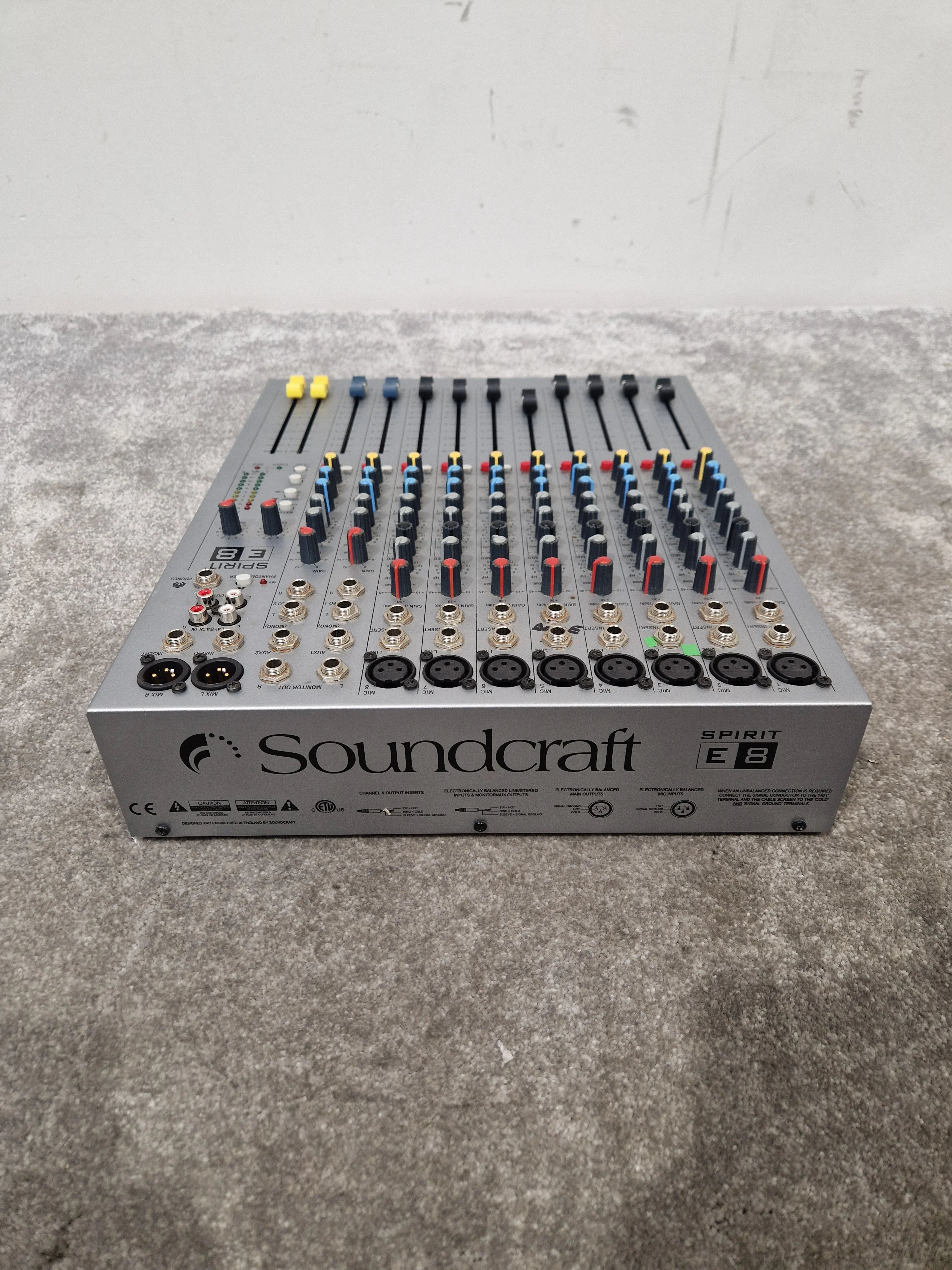 Soundcarft Spirit E8 - 8-Channel Mixer, Compact Design - Excellent w/ Power Supply - Image 2