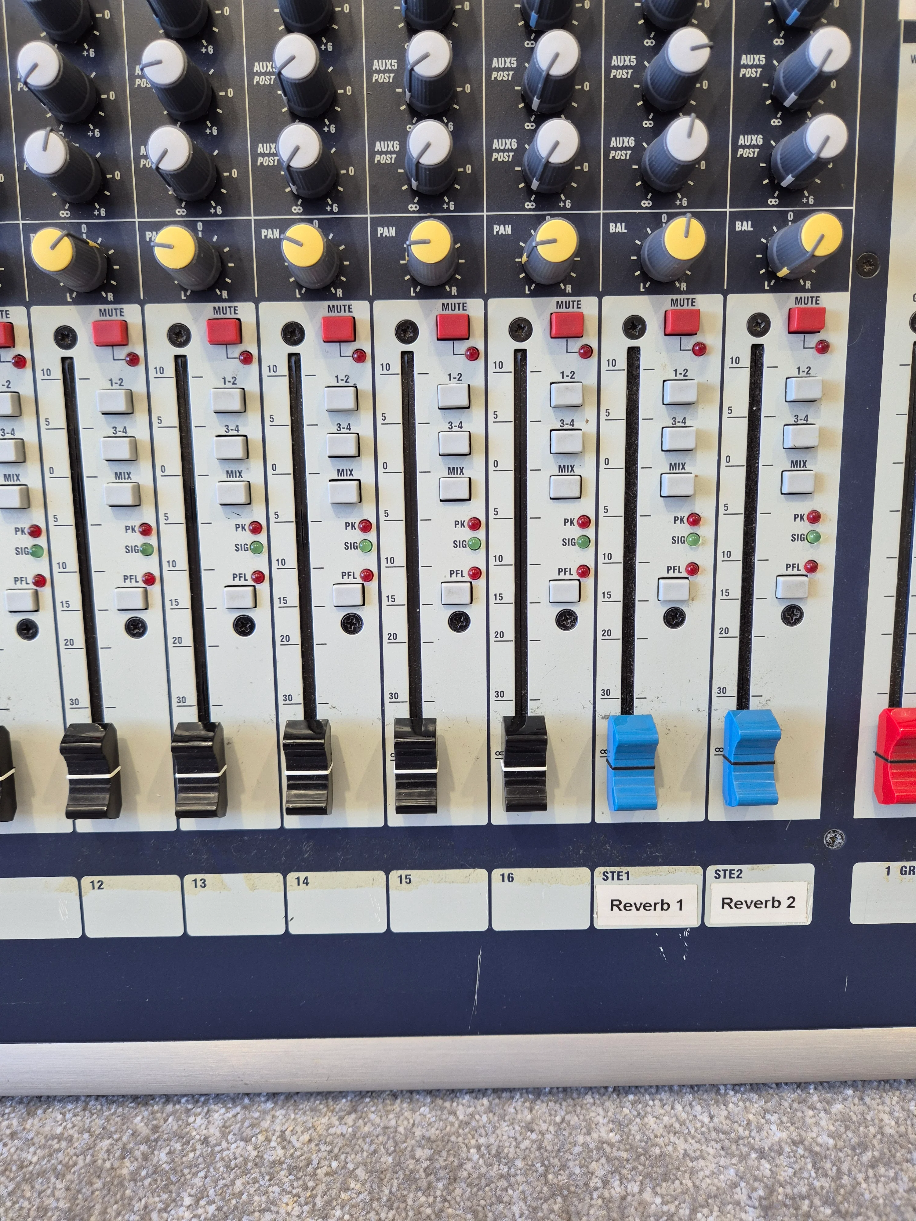 Soundcraft GB2 16 Channel Mixer - Excellent Condition - Image 4