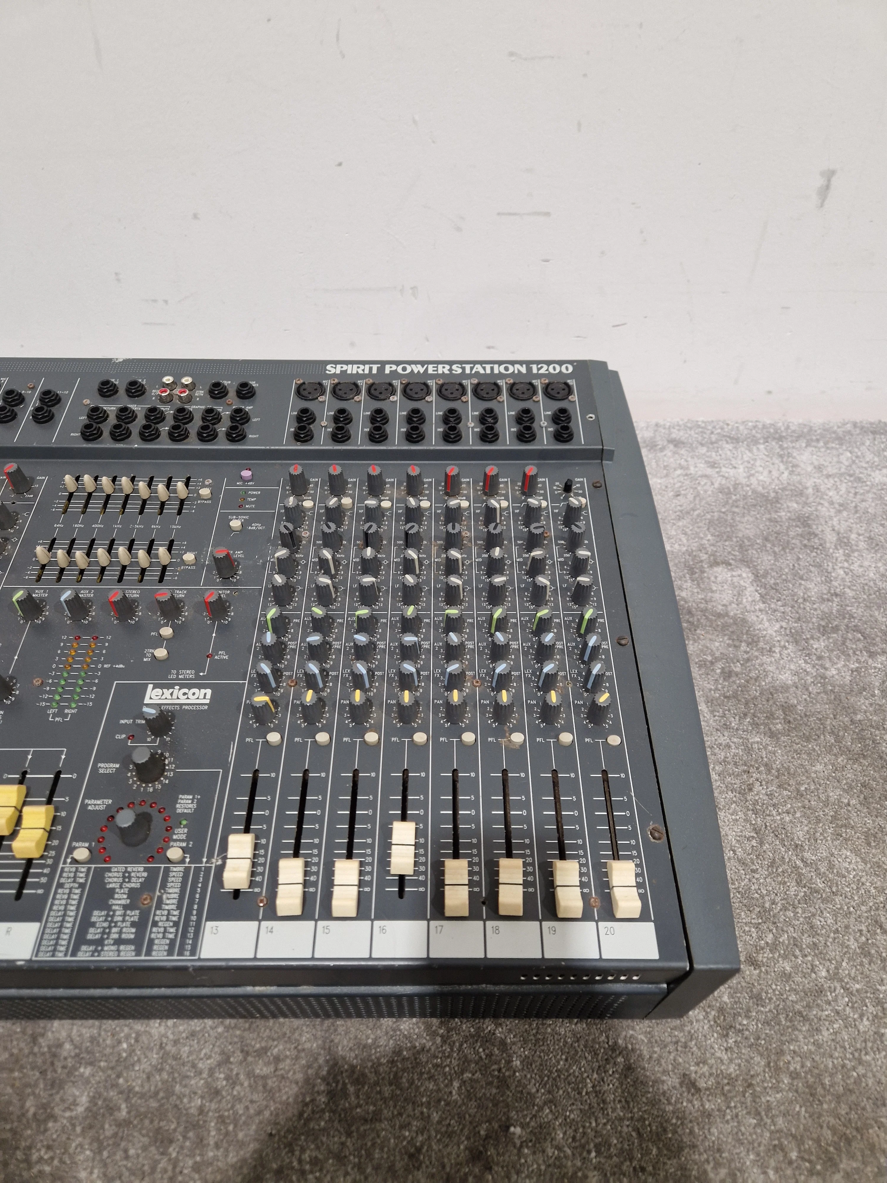 Soundcraft Spirit Powerstation 1200 - Powered Mixer - Good w/ Hard Case - Image 3