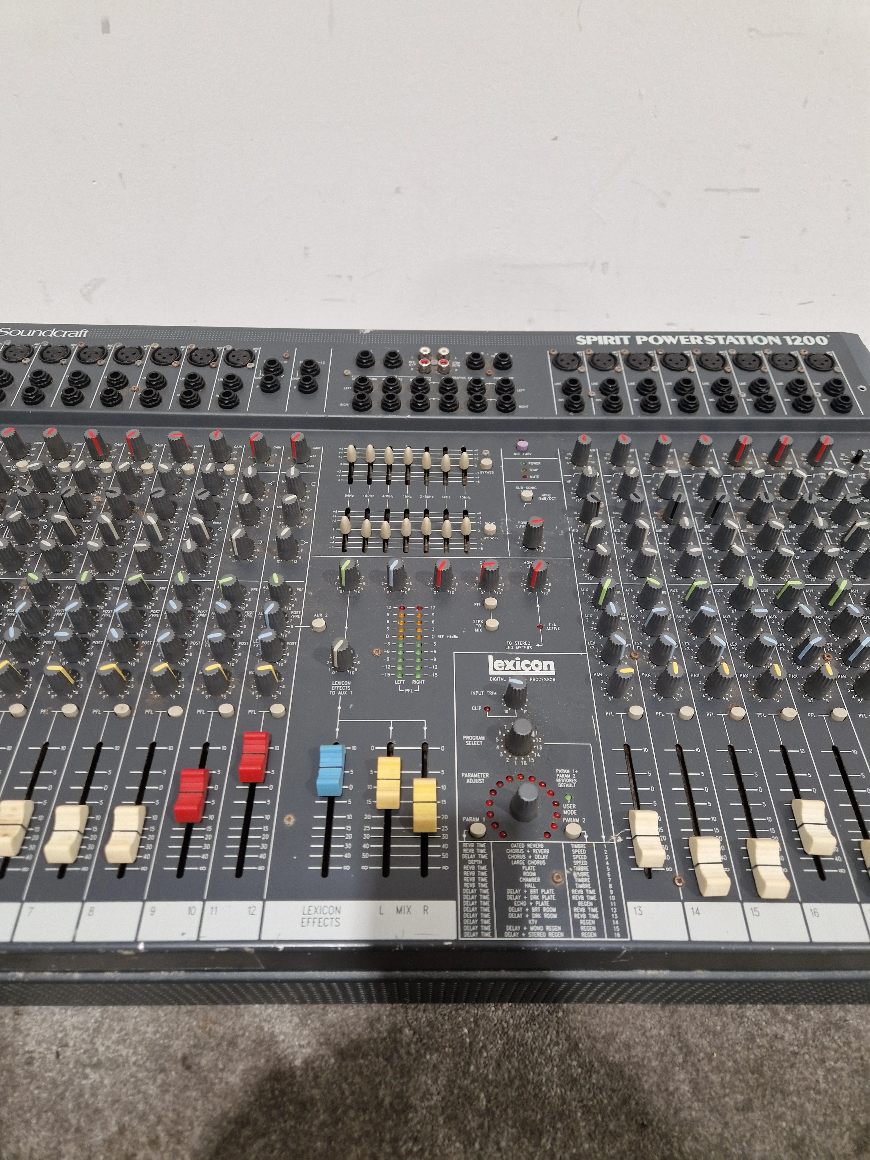 Soundcraft Spirit Powerstation 1200 - Powered Mixer - Good w/ Hard Case - Image 4