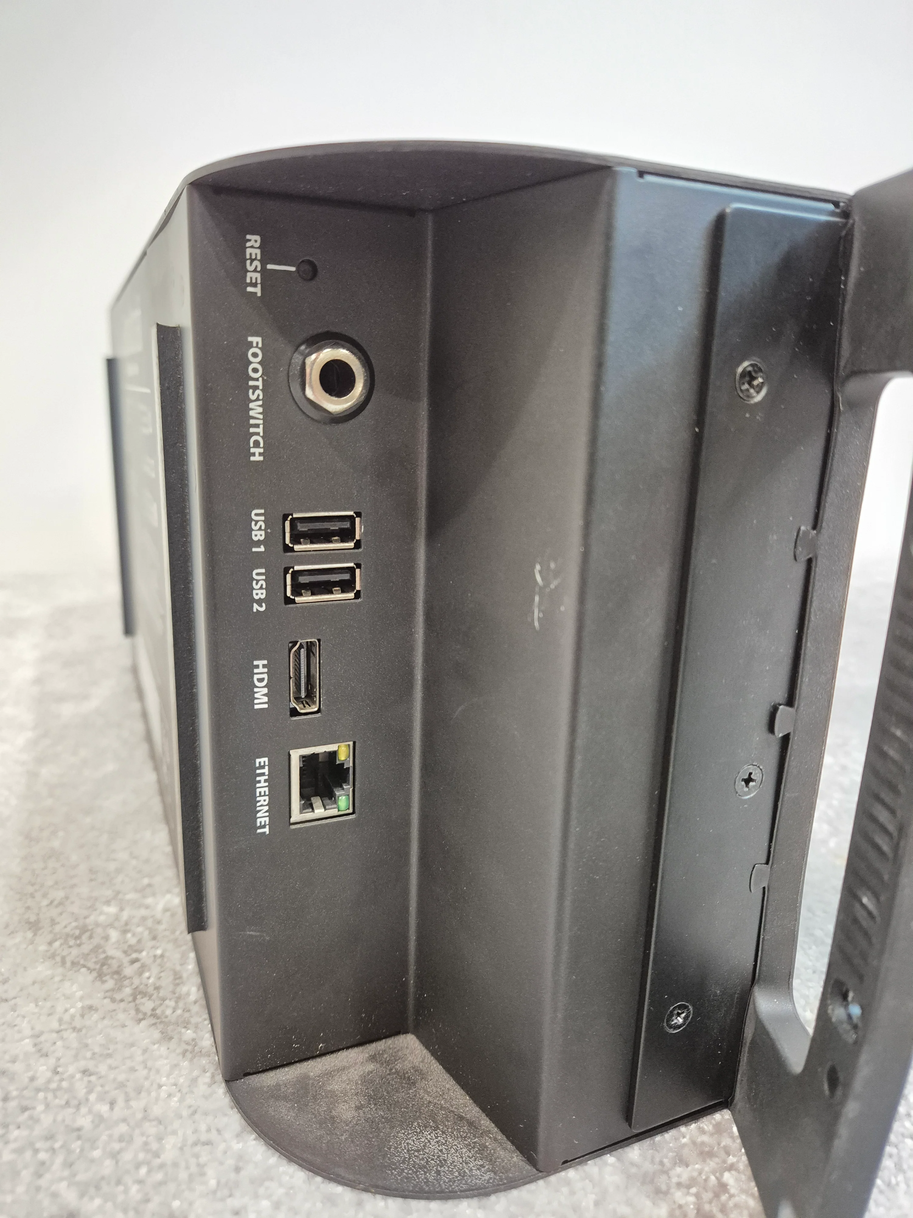 Soundcraft Ui16 - Digital Rack Mixer - WiFi - Image 4