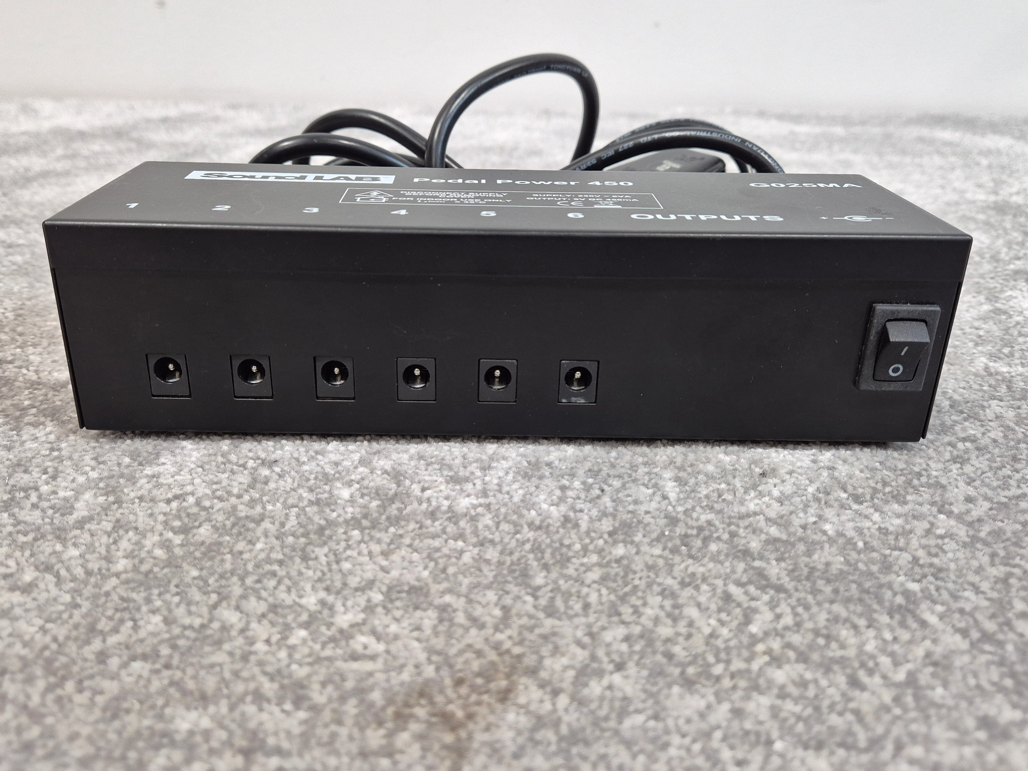 Soundlab Pedal Power 450 - Guitar Effects Pedals Power Supply - Image 2