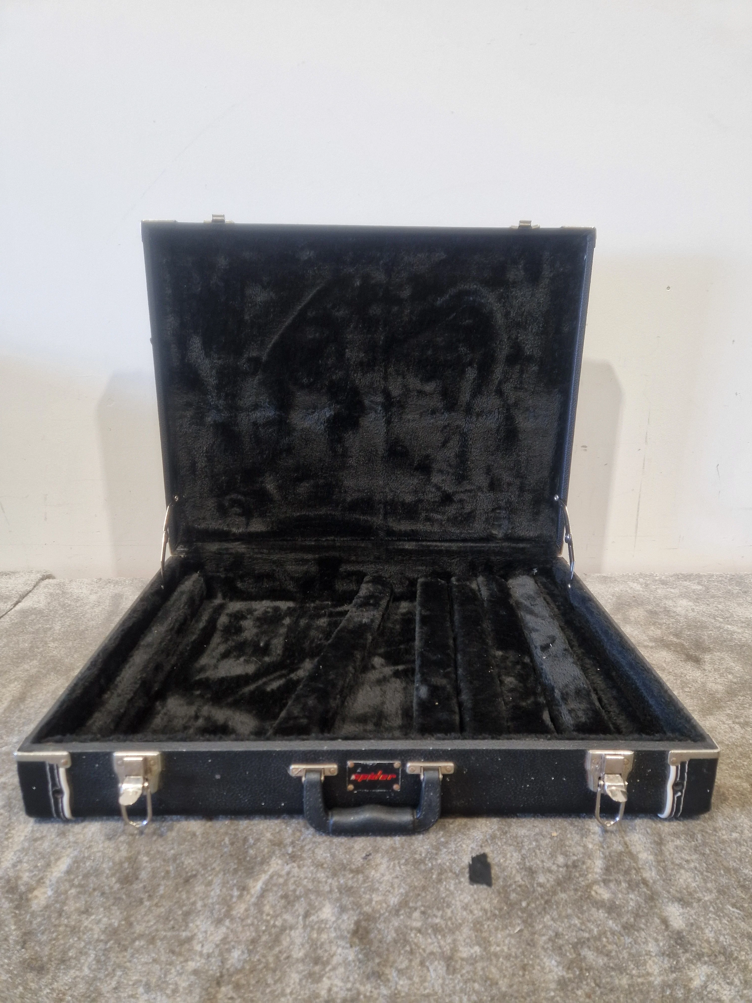 Spider 6 Guitar Rack Case – Guitar Rack Case - Good - Image 2